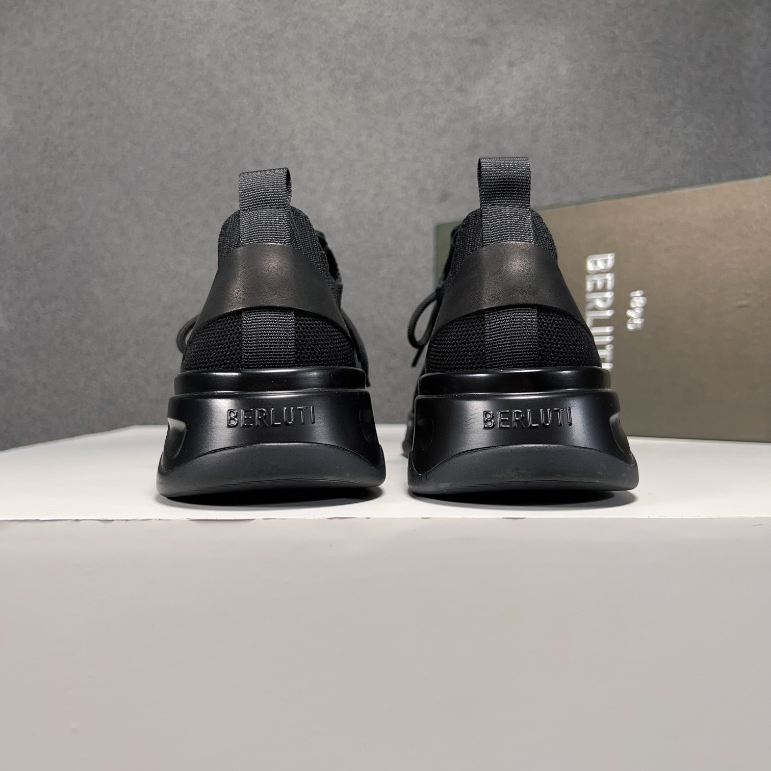 Spring/Summer nueva colección, la única versión en el mercado de los zapatos deportivos para hombre 