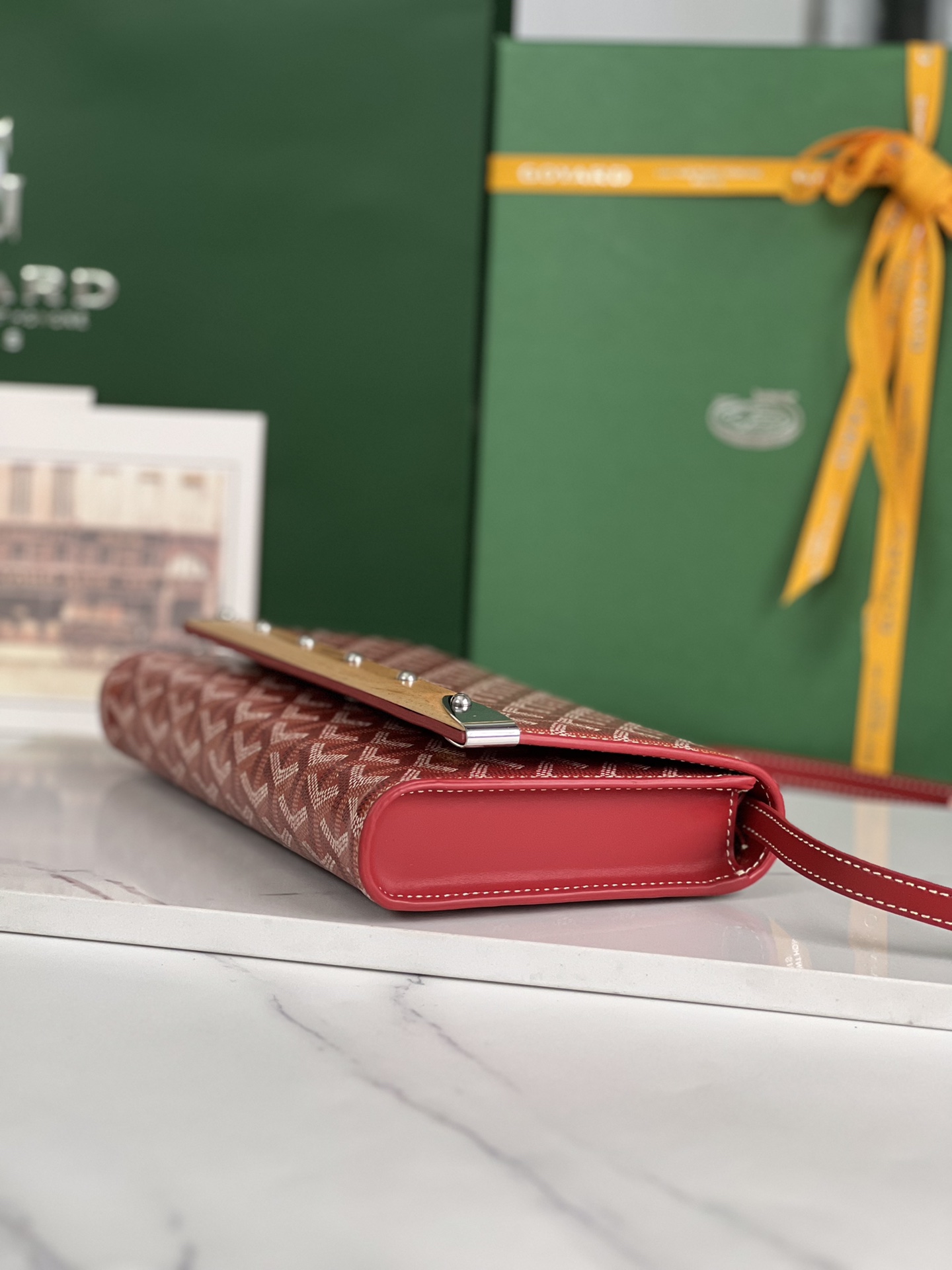 Goyard Monte-Carlo Clutch: Stylish Handbag with Detachable and Adjustable Strap 2 i1688922055 3066 1