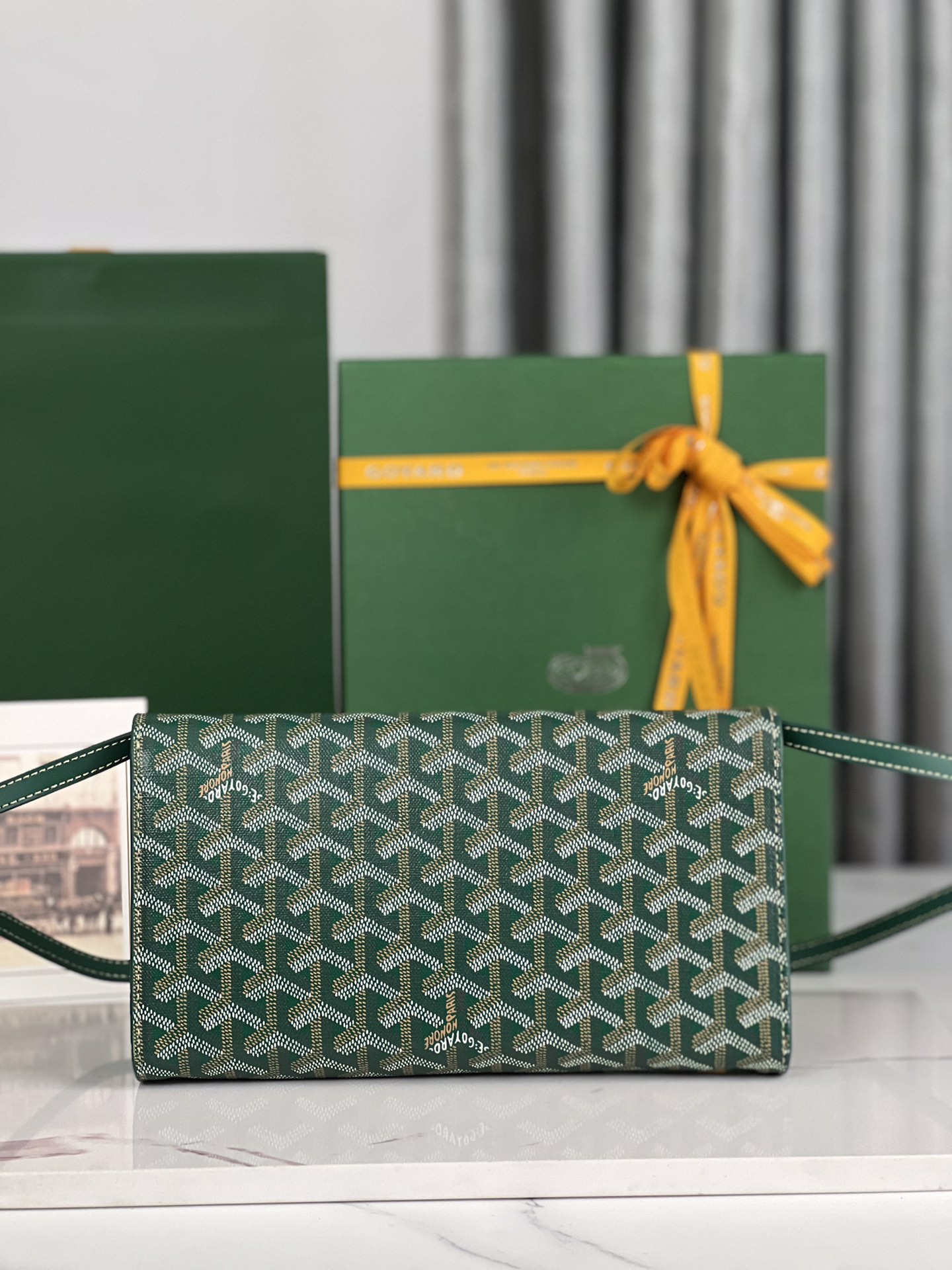 Goyard Monte-Carlo Small Pouch Green Handbag Crossbody Bag with Adjustable Strap 2 i1688924376 1907 1
