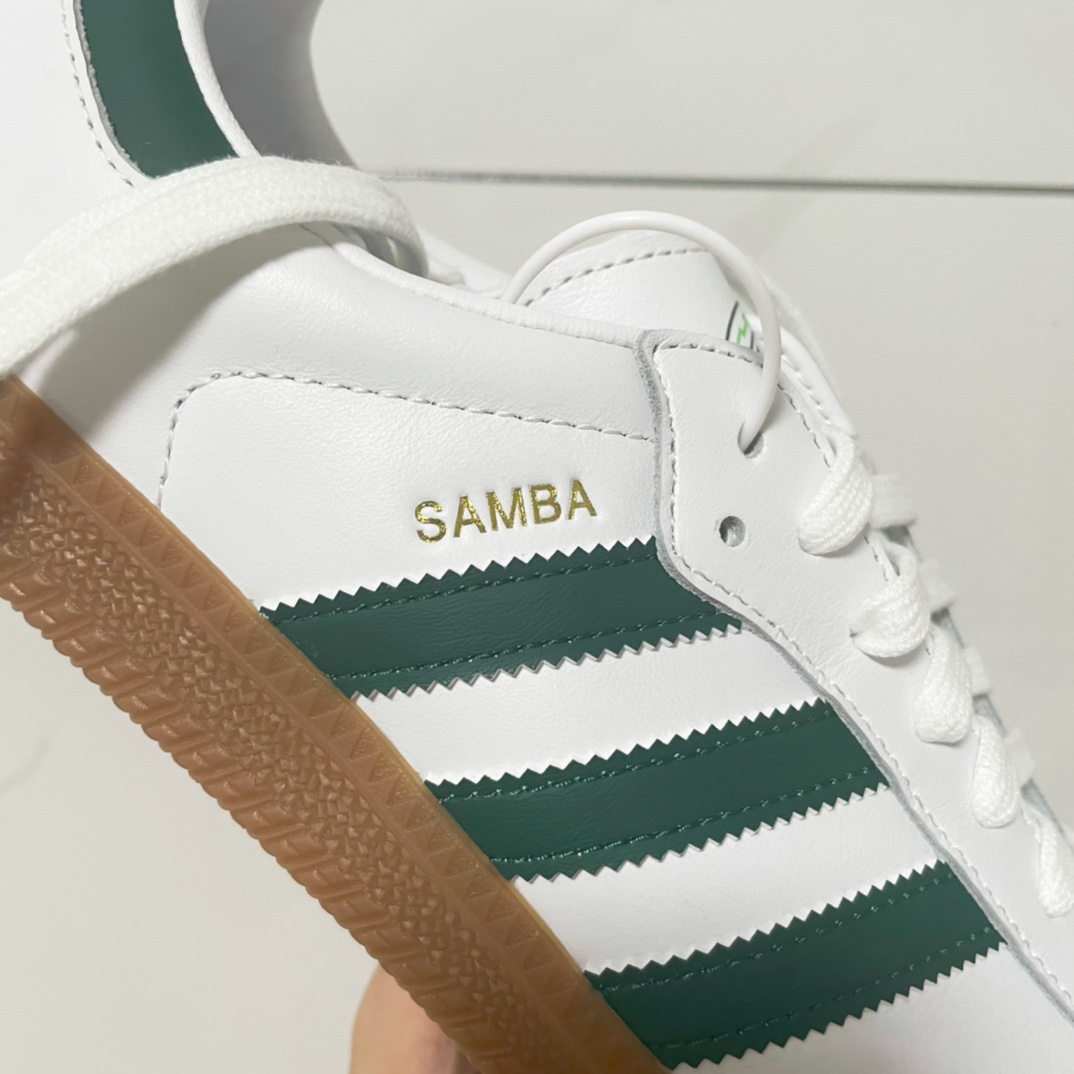 Adidas Original Samba Vegan Retro Samba Shoes HQ7036