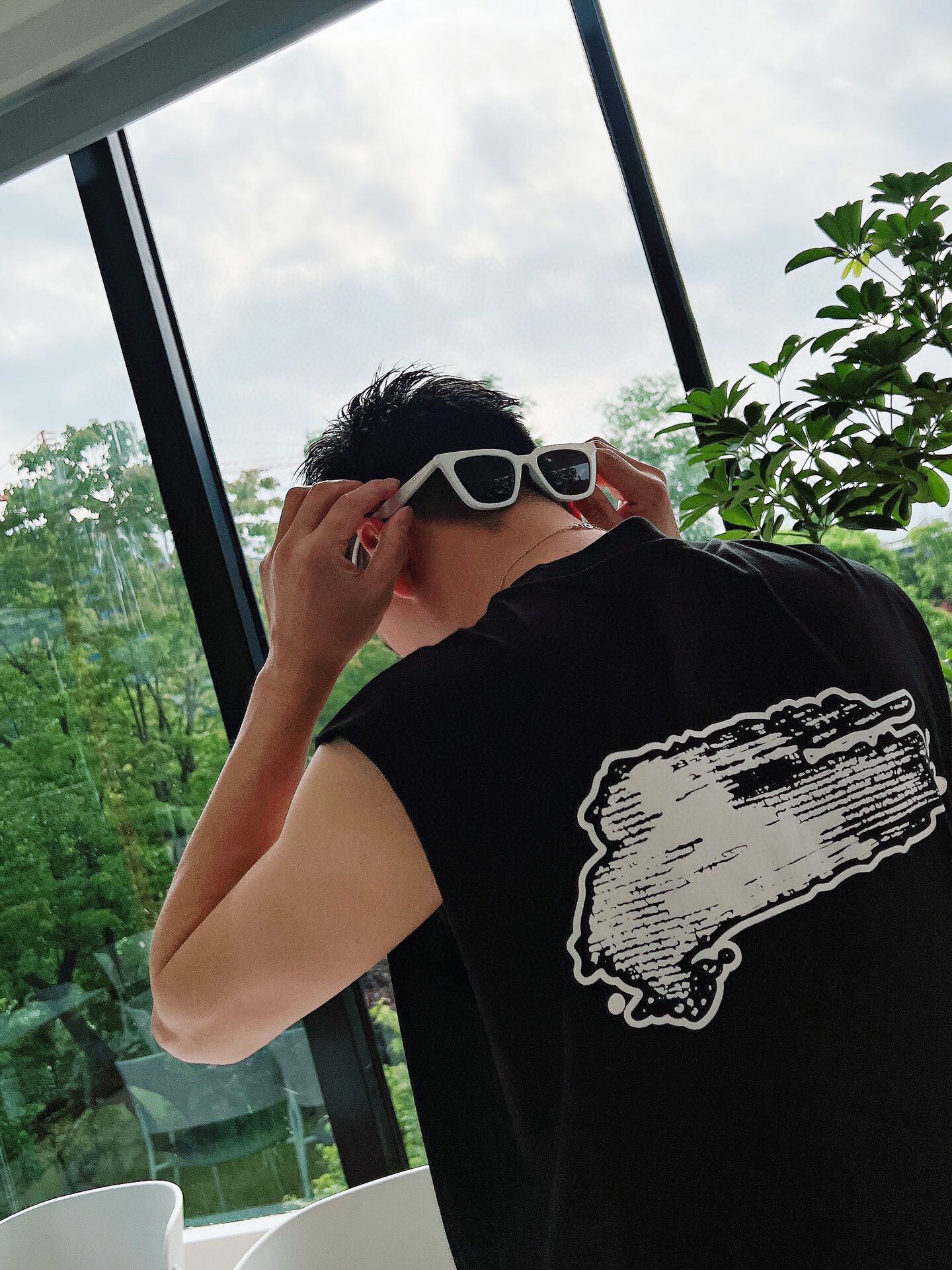 Louis Vuitton Haute Couture Haute Couture Ready-to-Wear Clothing Dress 9