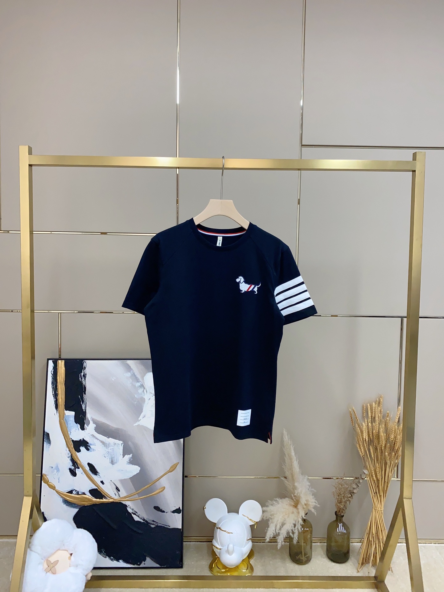 NO:463126,Black dog looks so energetic, alexander wang19860909黑色狗狗好精神的样子,,alexander wang,Men's clothing