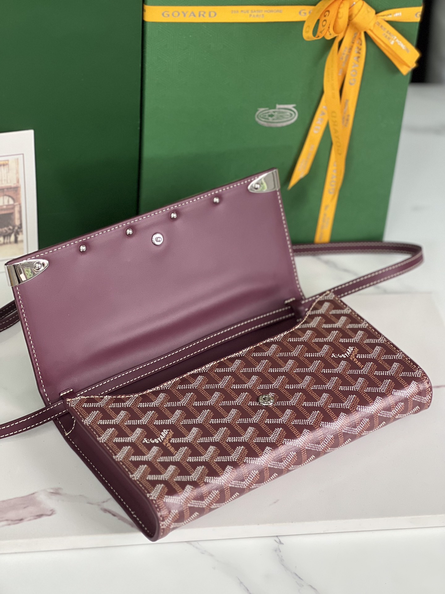 Goyard Monte Carlo Clutch: Elegant Handbag with Adjustable Shoulder Strap 7 i1688949507 4632 6
