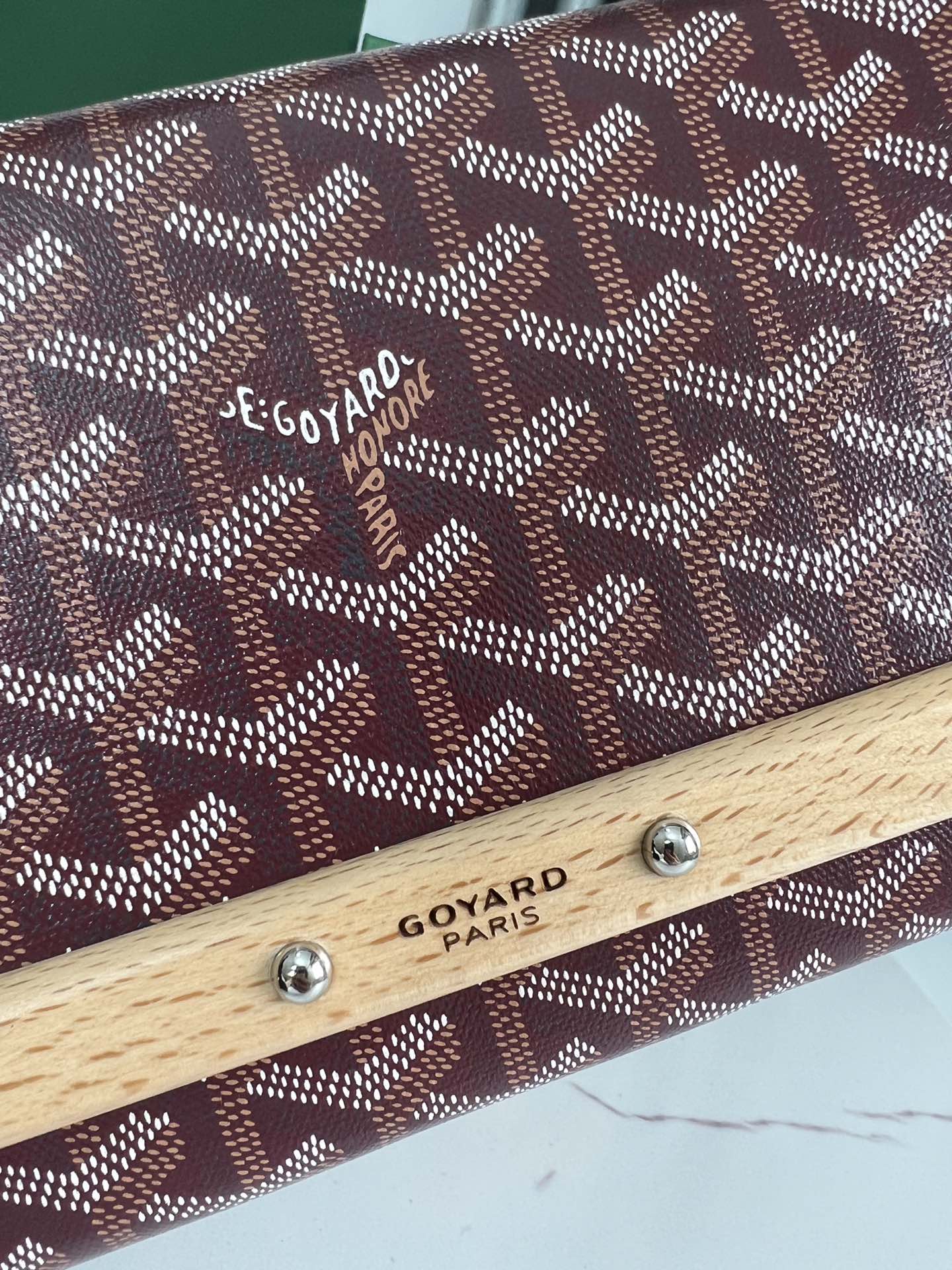 Goyard Monte Carlo Clutch: Elegant Handbag with Adjustable Shoulder Strap 4 i1688949507 9084 3