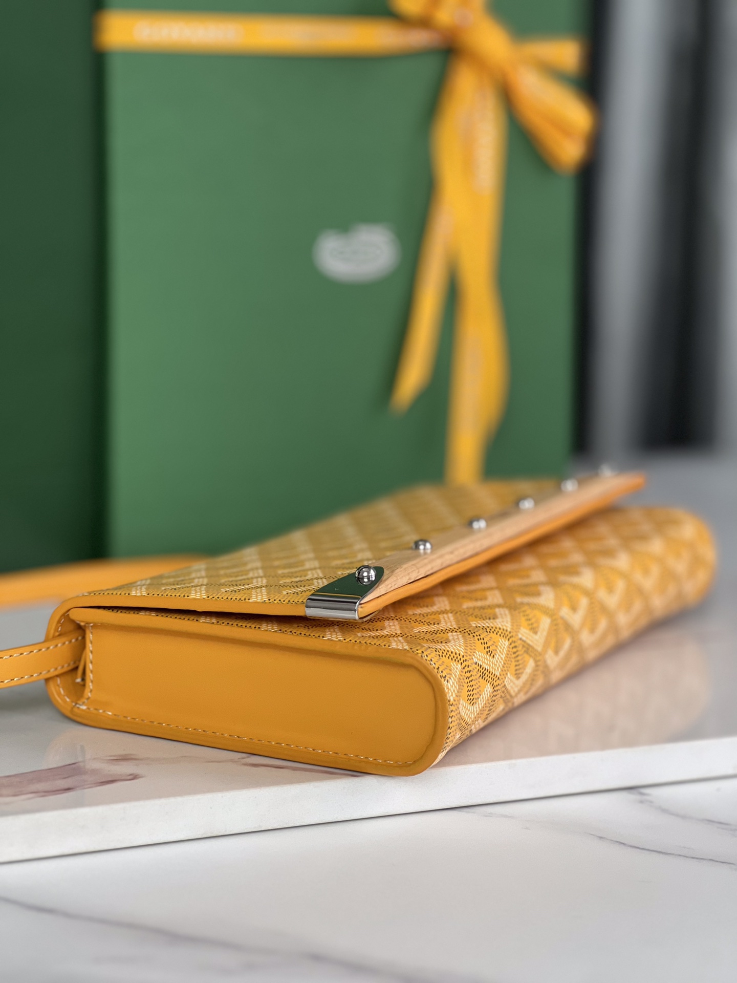 Goyard Monte-Carlo Yellow Handbag, Removable Adjustable Strap, Stylish and Elegant 5 i1688949648 9442 3