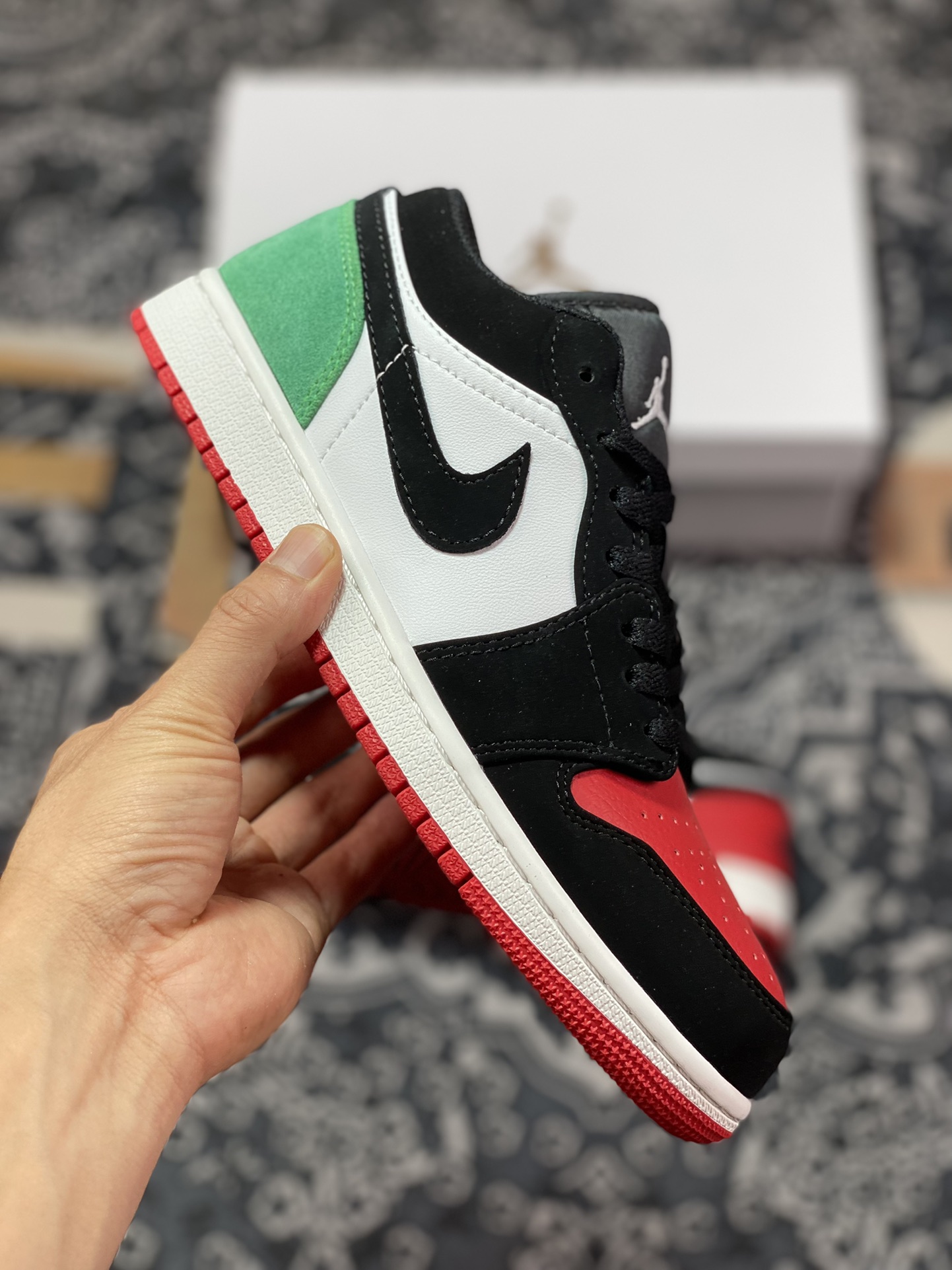 原厂级别 Air Jordan 1 Low 黑绿红 FQ6703-100