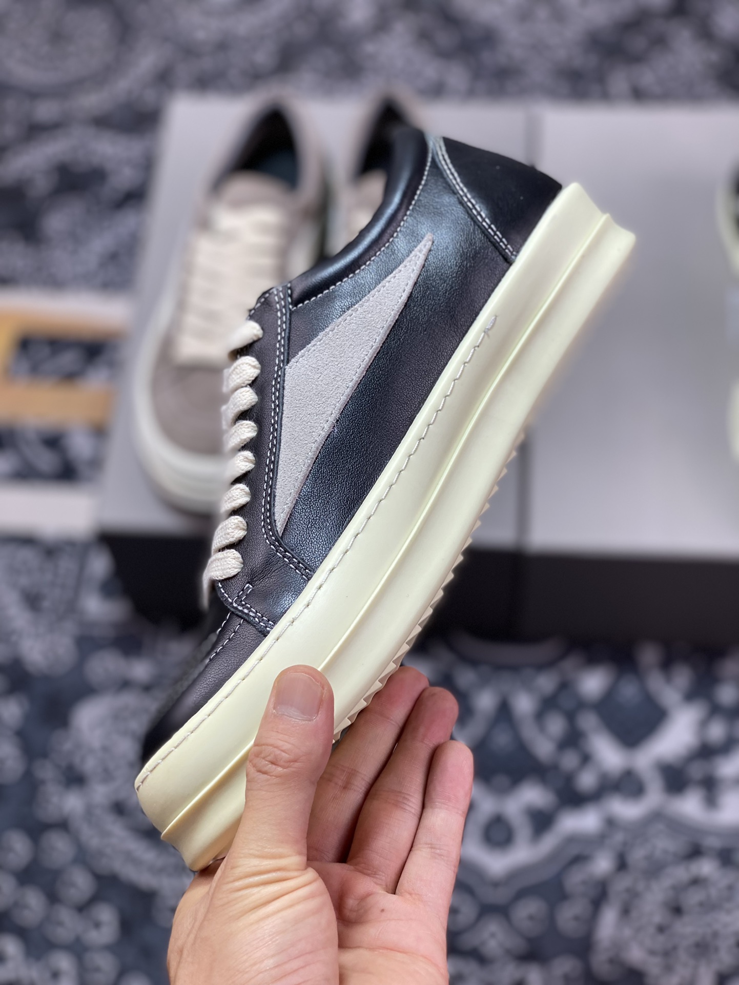 380 Rick Owens Vintage Low-Top Sneakers”Black/Pearl Milk“低帮板鞋“皮革黑浅灰侵权款”RU02B2897 LPOLVS 9081