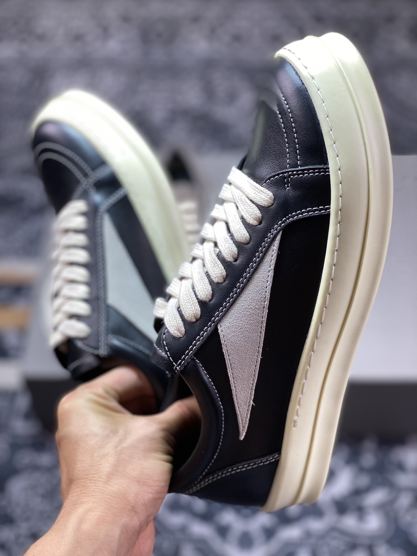 380 Rick Owens Vintage Low-Top Sneakers”Black/Pearl Milk“低帮板鞋“皮革黑浅灰侵权款”RU02B2897 LPOLVS 9081