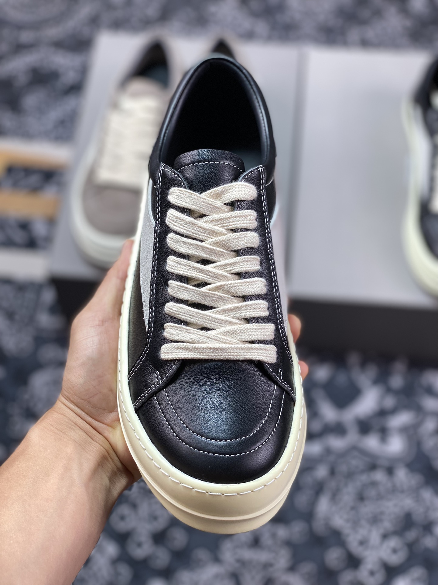 380 Rick Owens Vintage Low-Top Sneakers”Black/Pearl Milk“低帮板鞋“皮革黑浅灰侵权款”RU02B2897 LPOLVS 9081