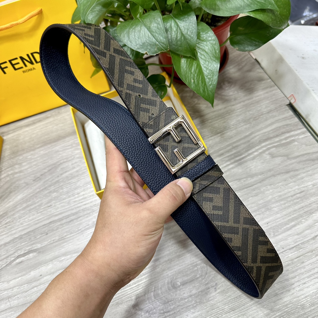 FENDI芬迪专柜同款双环正反用腰带FF按钉搭扣兰色CuoioRomano皮革材质反面面料带有烟草黄和黑