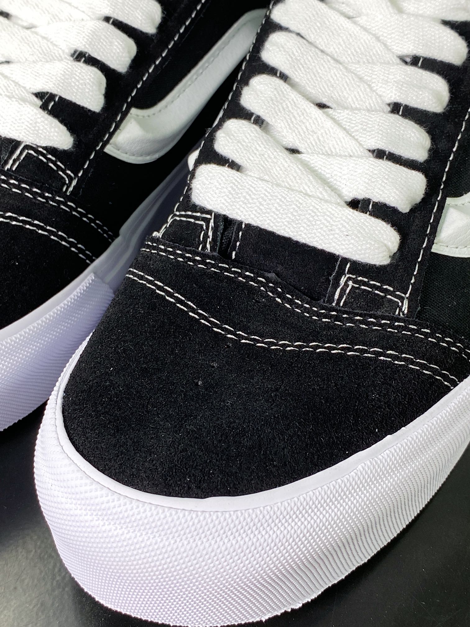 170 Vans Vault Knu-Skool VR3 LX”Black/White”板鞋“肥胖版拼接黑白大LOGO”VN0009QC6BT