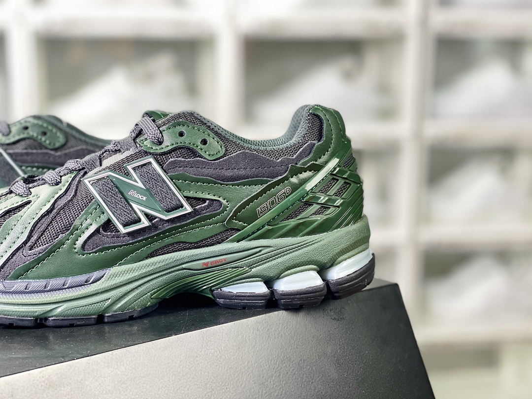 200 新百伦New Balance M1906D”Protection Pack”系列低帮慢跑鞋“解构皮革墨绿碳灰”M1906DE