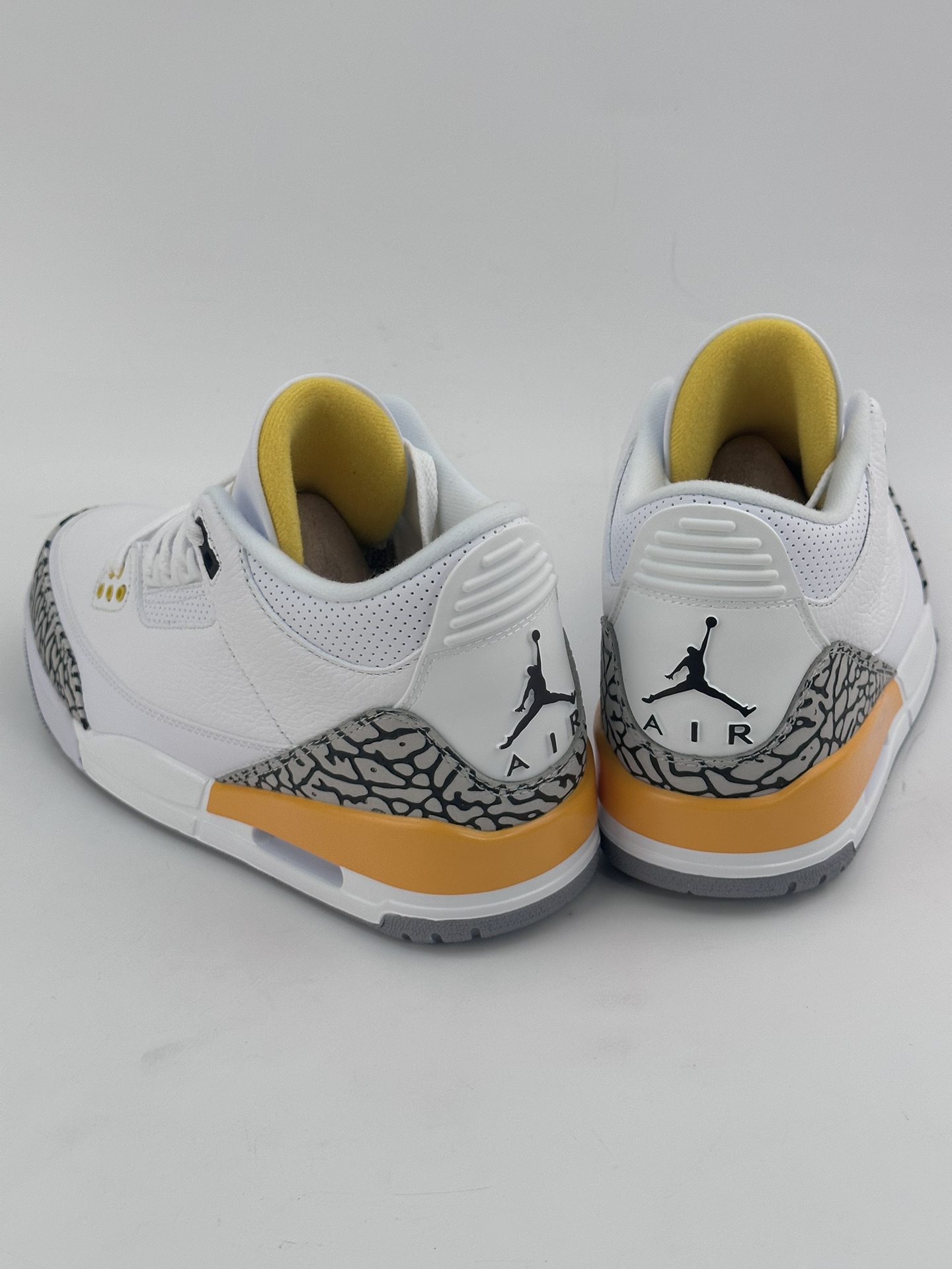 280 [N版] Air Jordan 3 Retro ”Laser Orange” 湖人白黄 CK9246-108