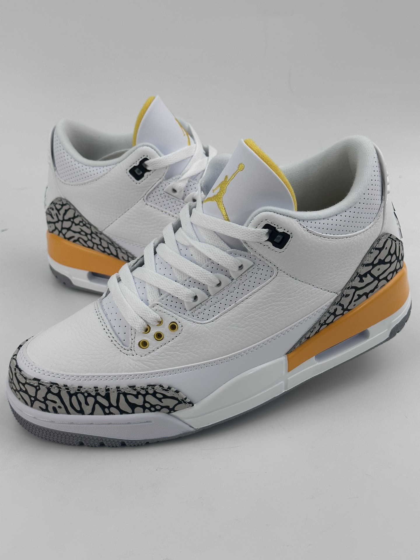 280 [N版] Air Jordan 3 Retro ”Laser Orange” 湖人白黄 CK9246-108