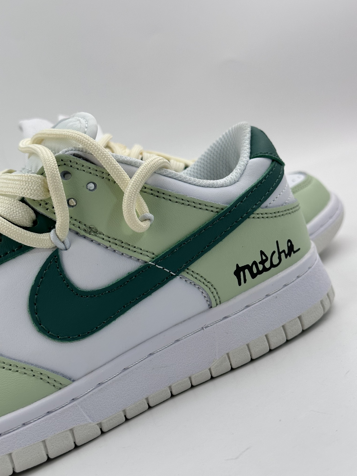 NIKE SB Dunk Low Lace-up Apple Green DJ6188-003