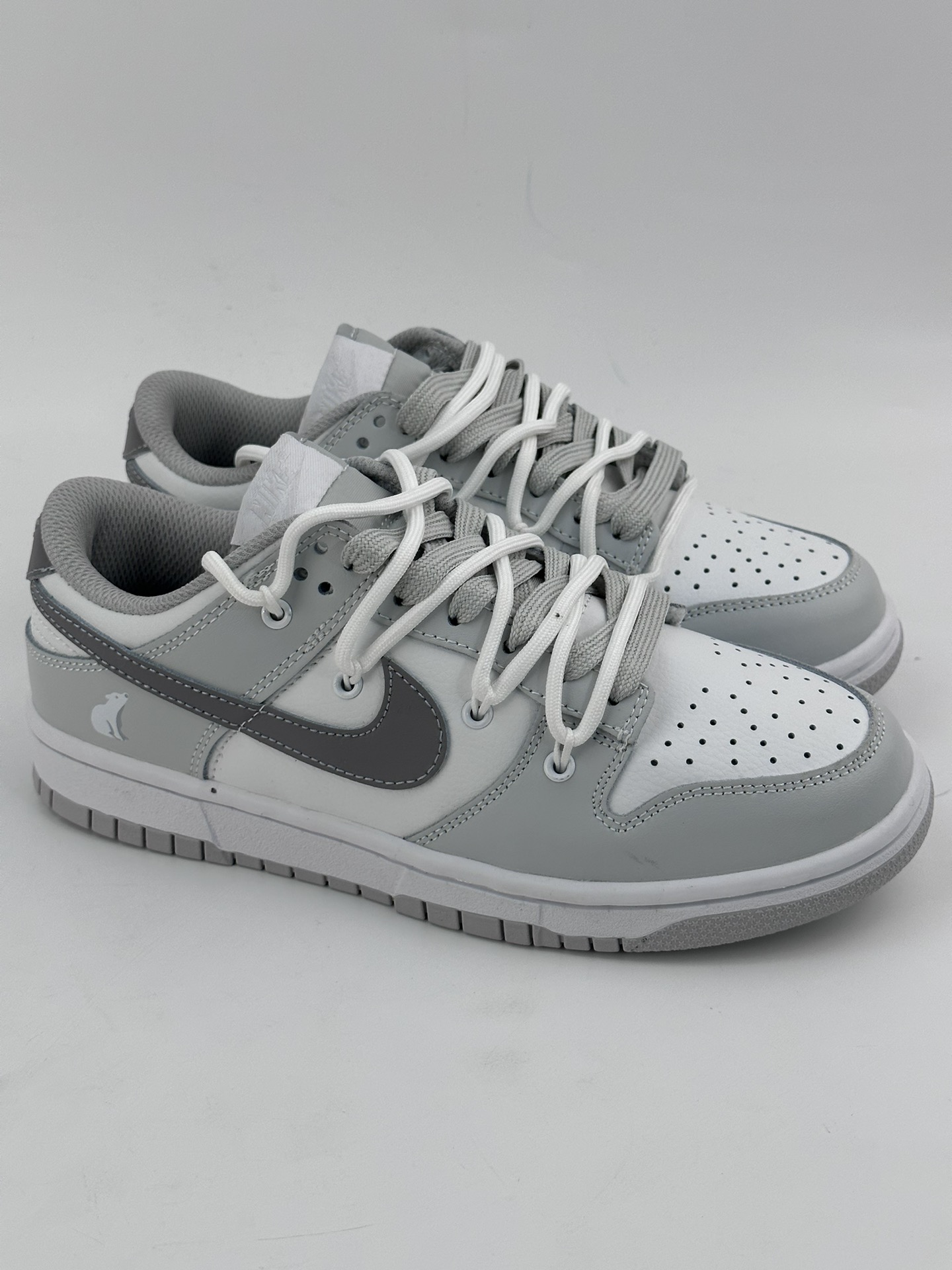 NIKE SB Dunk Low Lace-up White Gray DH3363-021