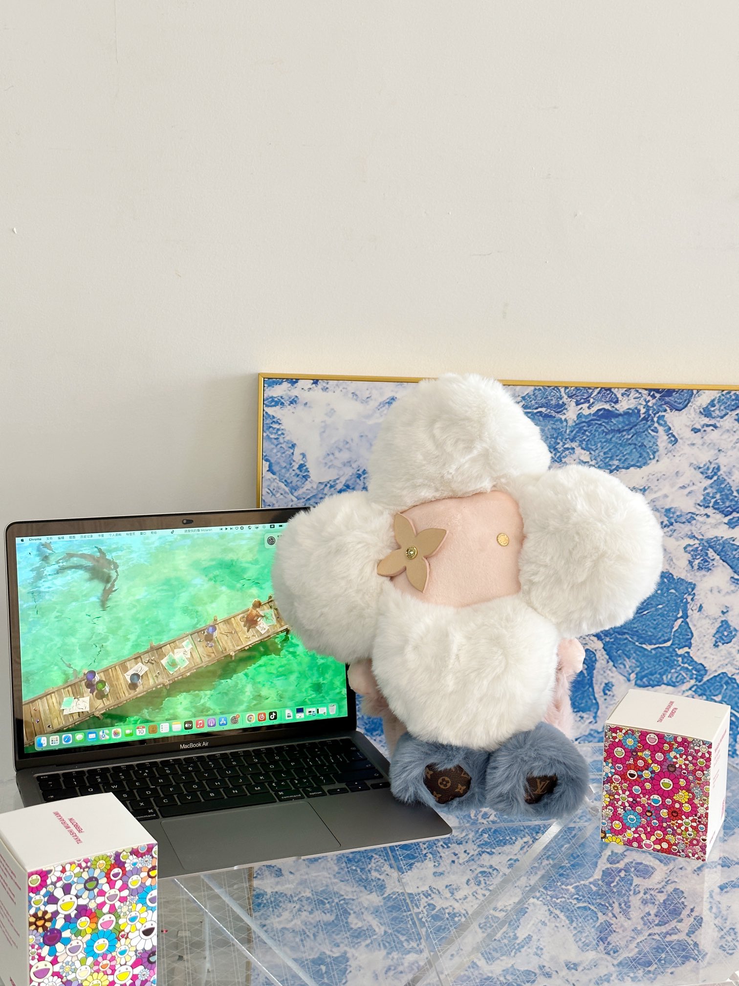 NO:810094,White small vivienne sunflower doll, trendy department store19860909白色小号vivienne太阳花玩偶,潮品百货,accessory