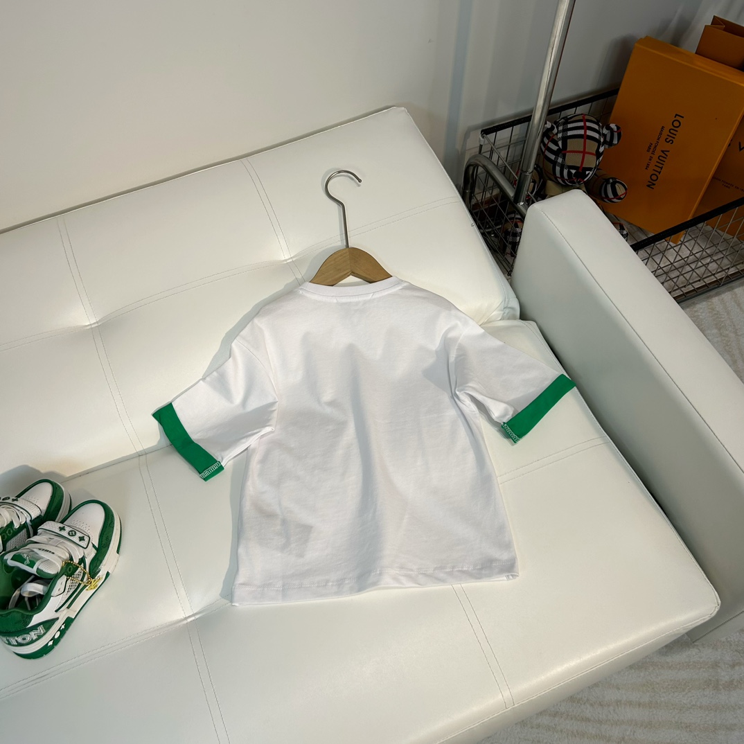 “BOTTEGA VENETA 2023 Summer Children’s Suite: Stylish Green Shoes for Kids” - 图片 5
