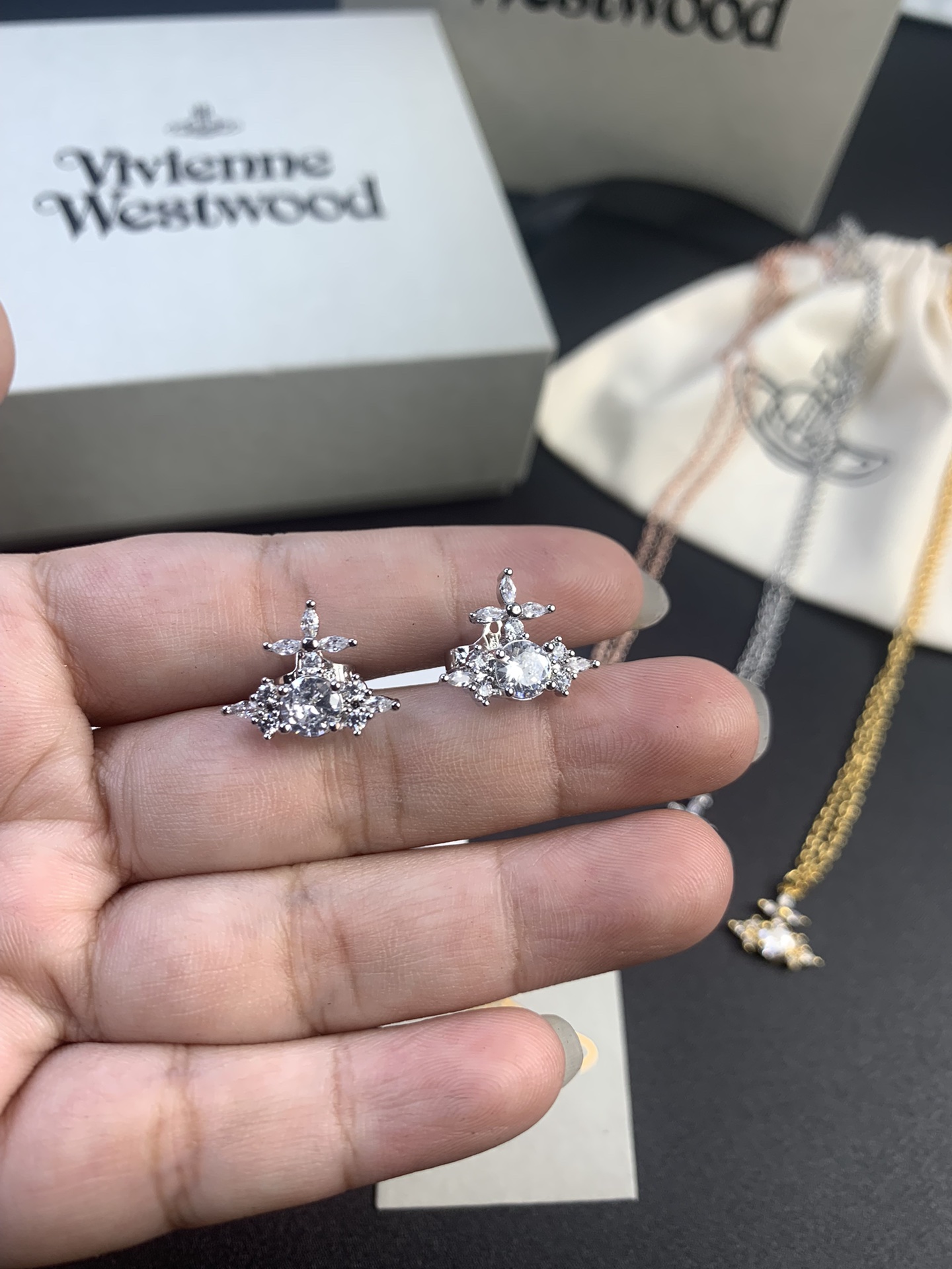 Vivienne Westwood 西太后马眼锆石戒指耳环项链套装，白金黄金玫瑰金三个色，戒指6.7.8