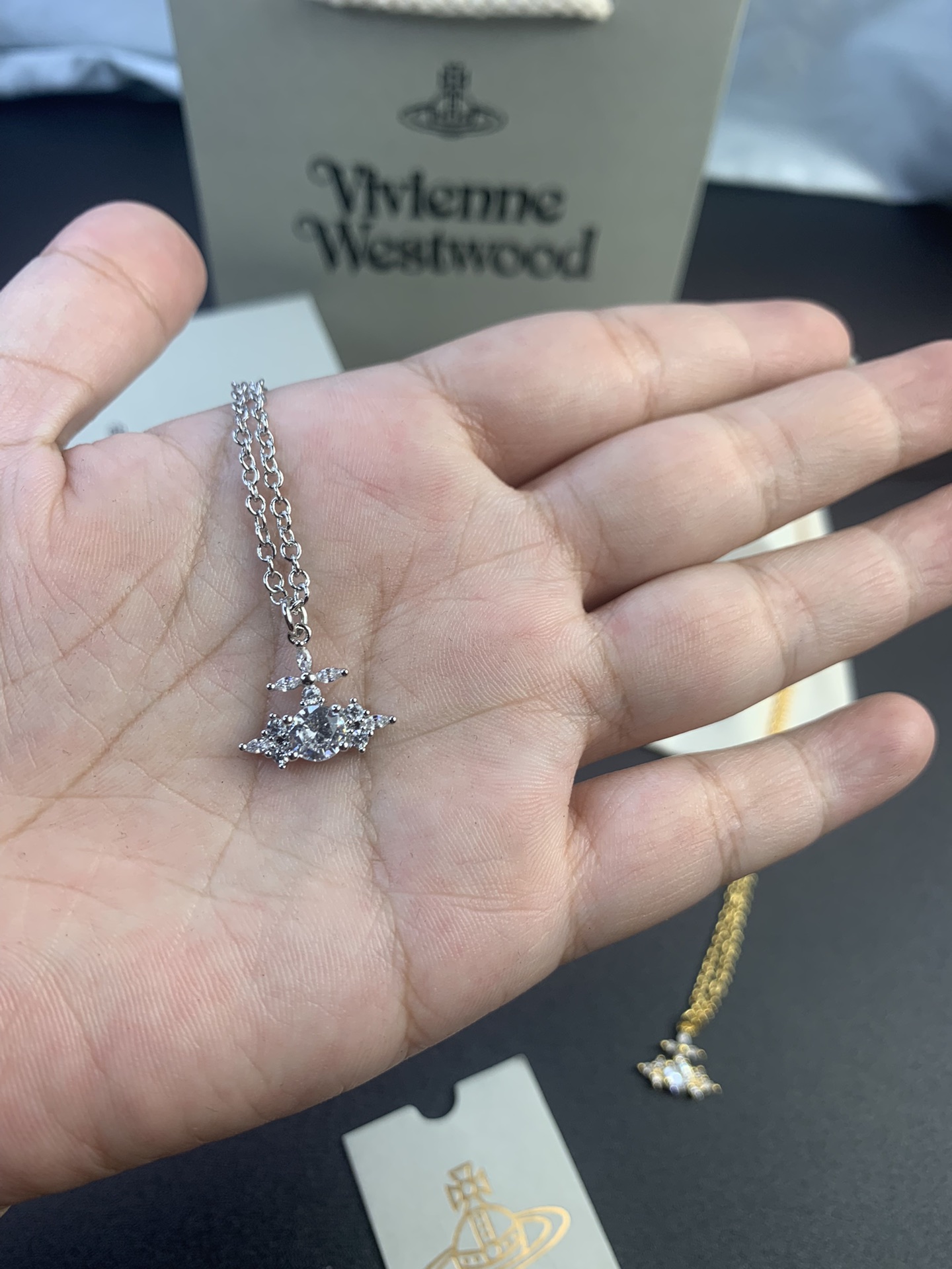 Vivienne Westwood 西太后马眼锆石戒指耳环项链套装，白金黄金玫瑰金三个色，戒指6.7.8