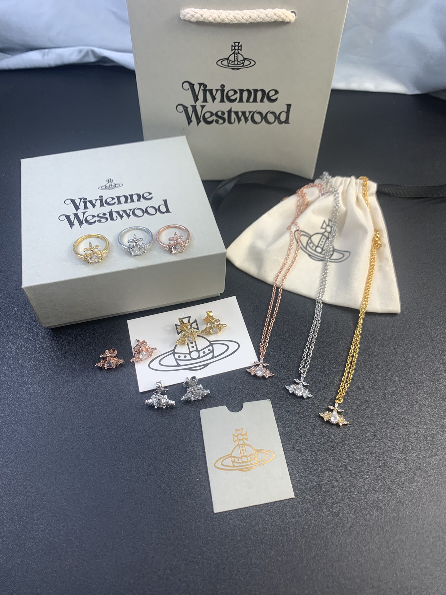 Vivienne Westwood 西太后马眼锆石戒指耳环项链套装，白金黄金玫瑰金三个色，戒指6.7.8