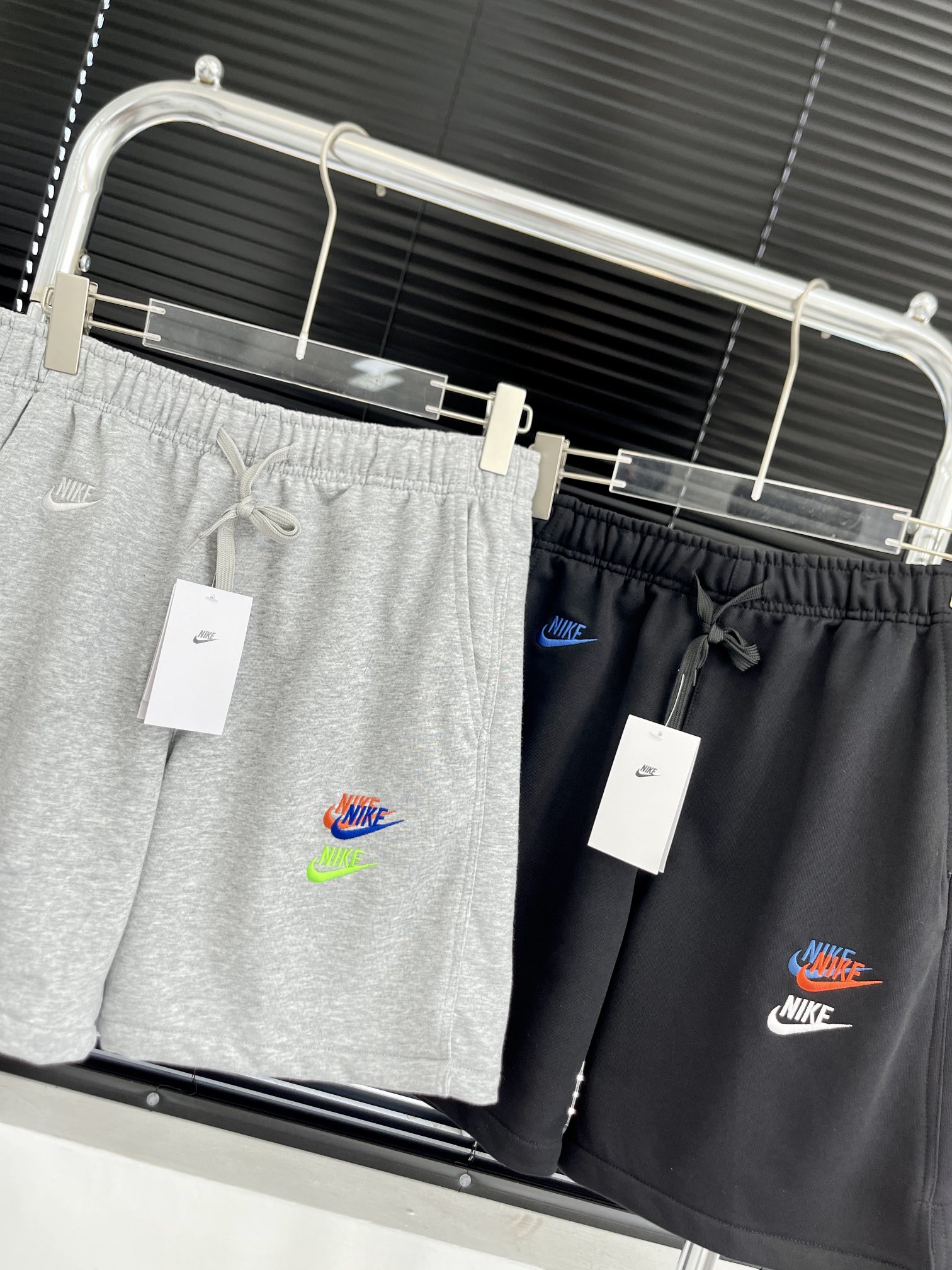 NIKE NIKENEK Glass Clothes: Soft, Cozy, Modern Performance. - 图片 2