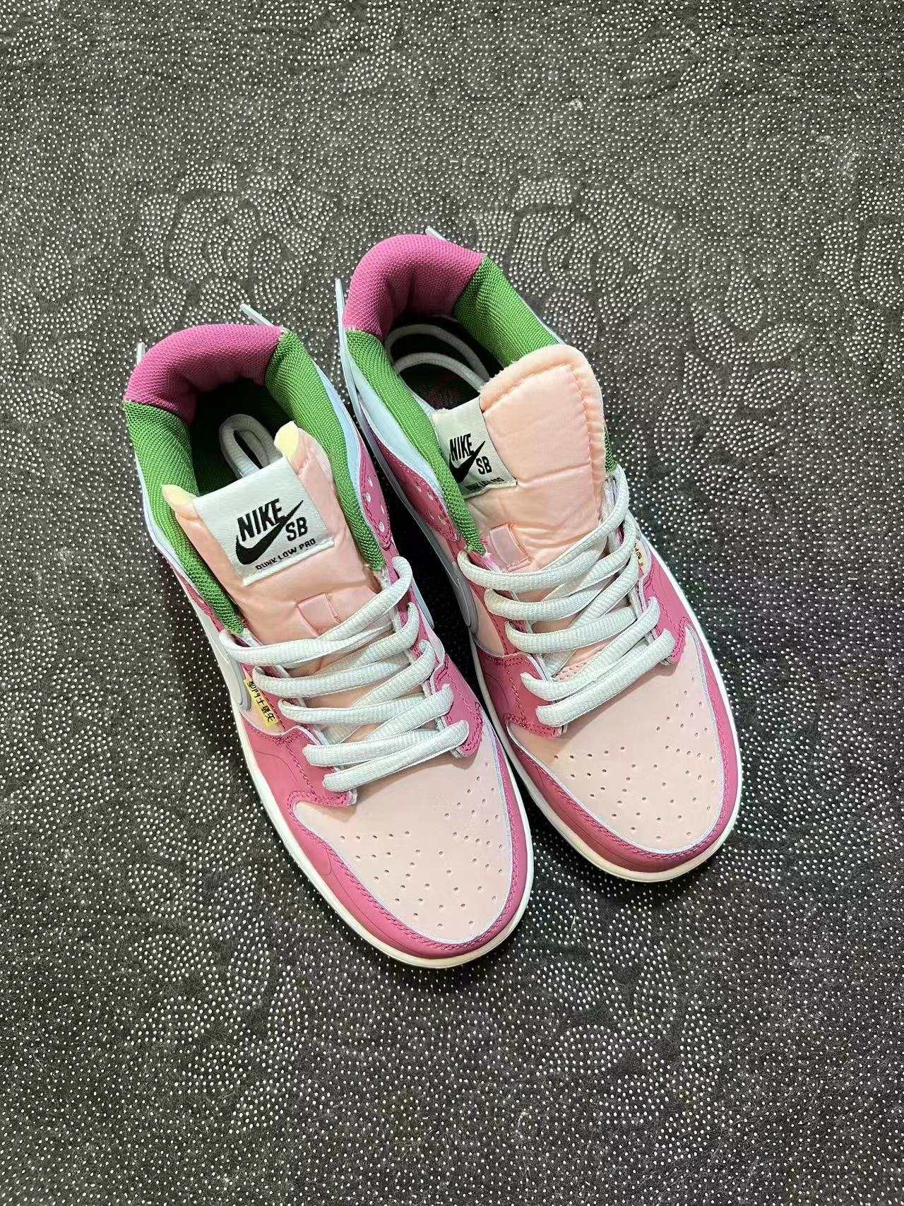 ? 正品定制 Nike Dunk Low 蓝粉配色?