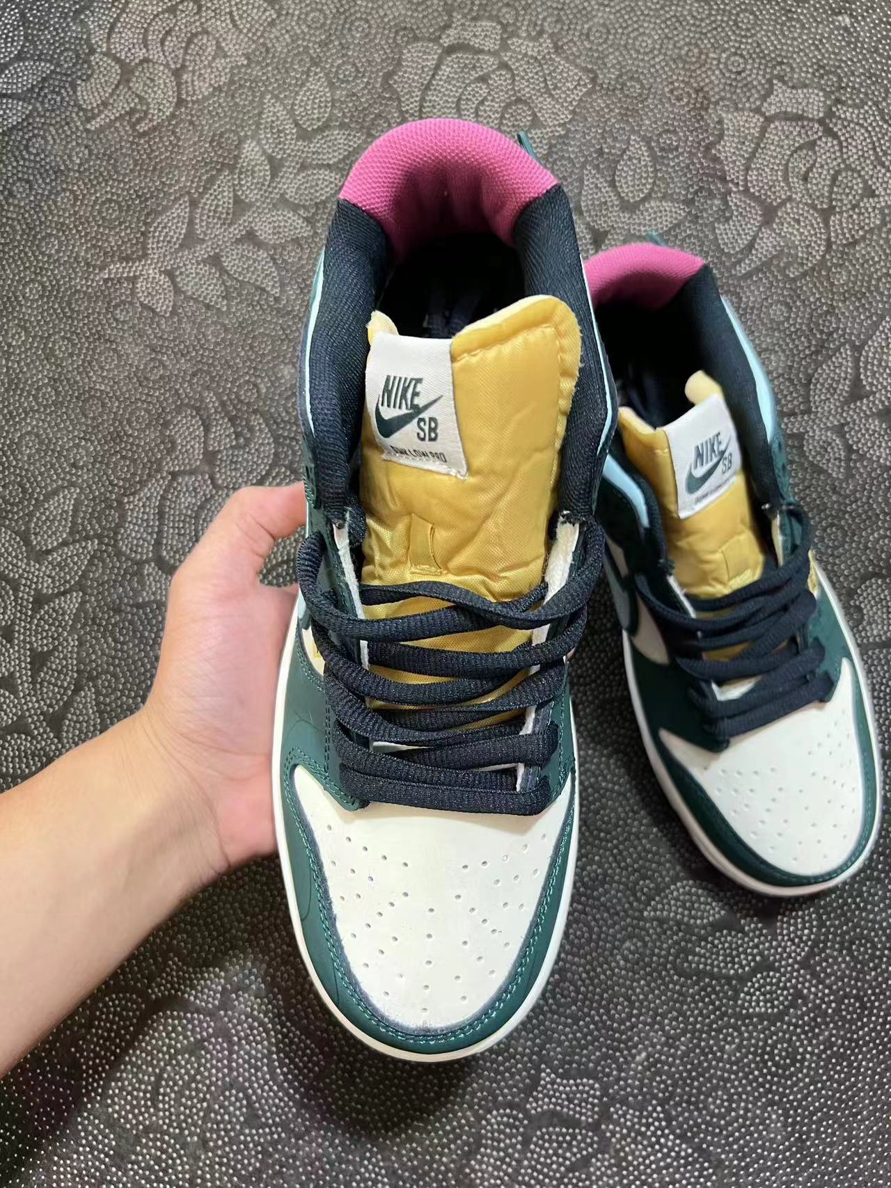 ? 正品定制 Nike Dunk Low 藏青蓝配色?