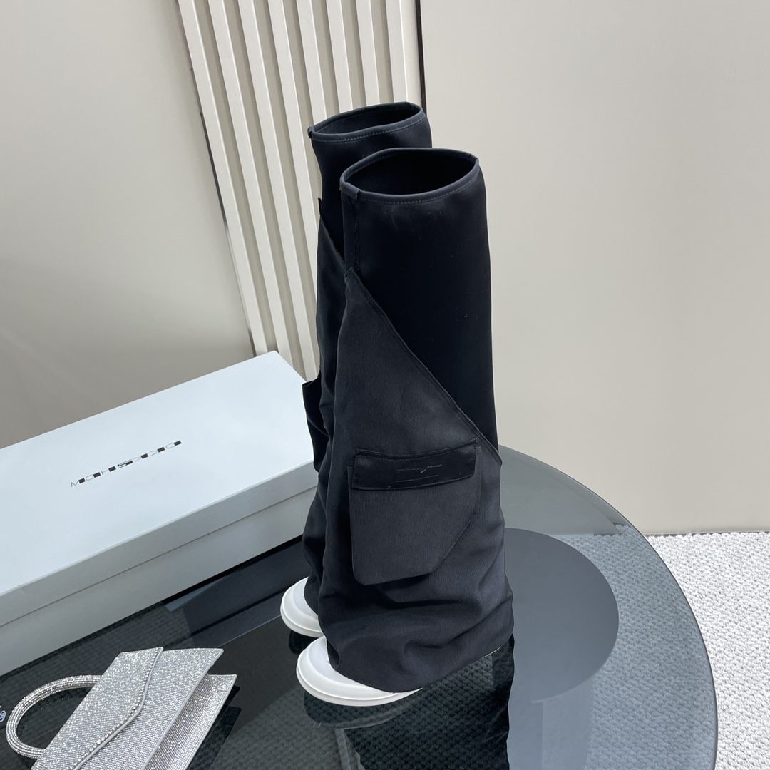 Fashion Review: Rick Owens’ 2023 Collection for Hot Chicks with Big Legs - 图片 4