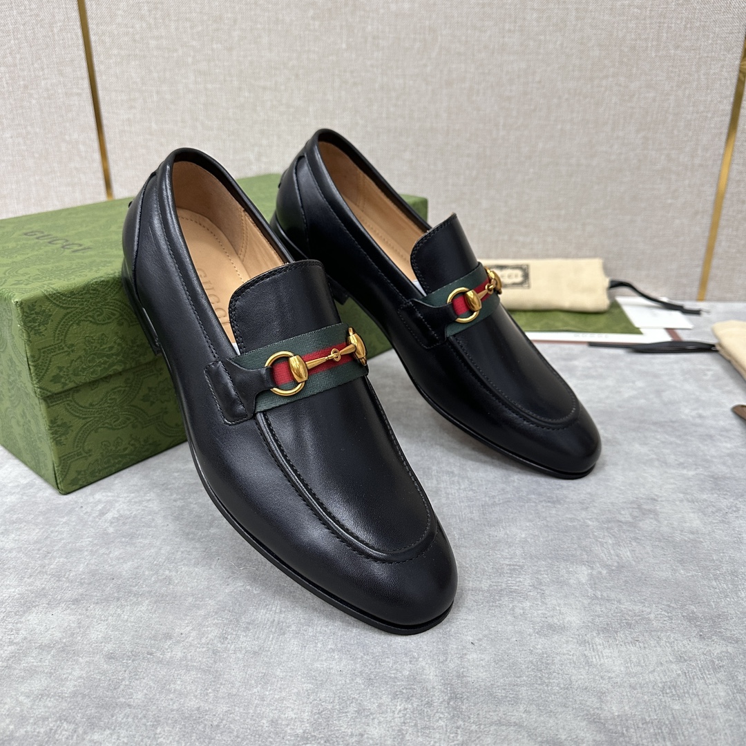 Gucci Mokasyny Skórzane Buty Oxford Mężczyźni Złoty sprzęt Skóra cielęca krowia Prawdziwa skóra Guma Vintage