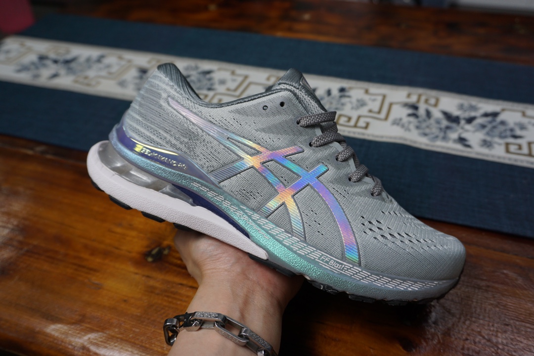 纯原！ 灰白 36-45 38断 ASICS/亚瑟士 GEL-KAYANO 28代 原档案据数开发楦型纸版 原装印尼工代进口单丝纤维程工网布鞋面 轻舒量适透气材质 后环跟绕式可视GEL缓震胶效果 采用前掌FLYTEFO…
