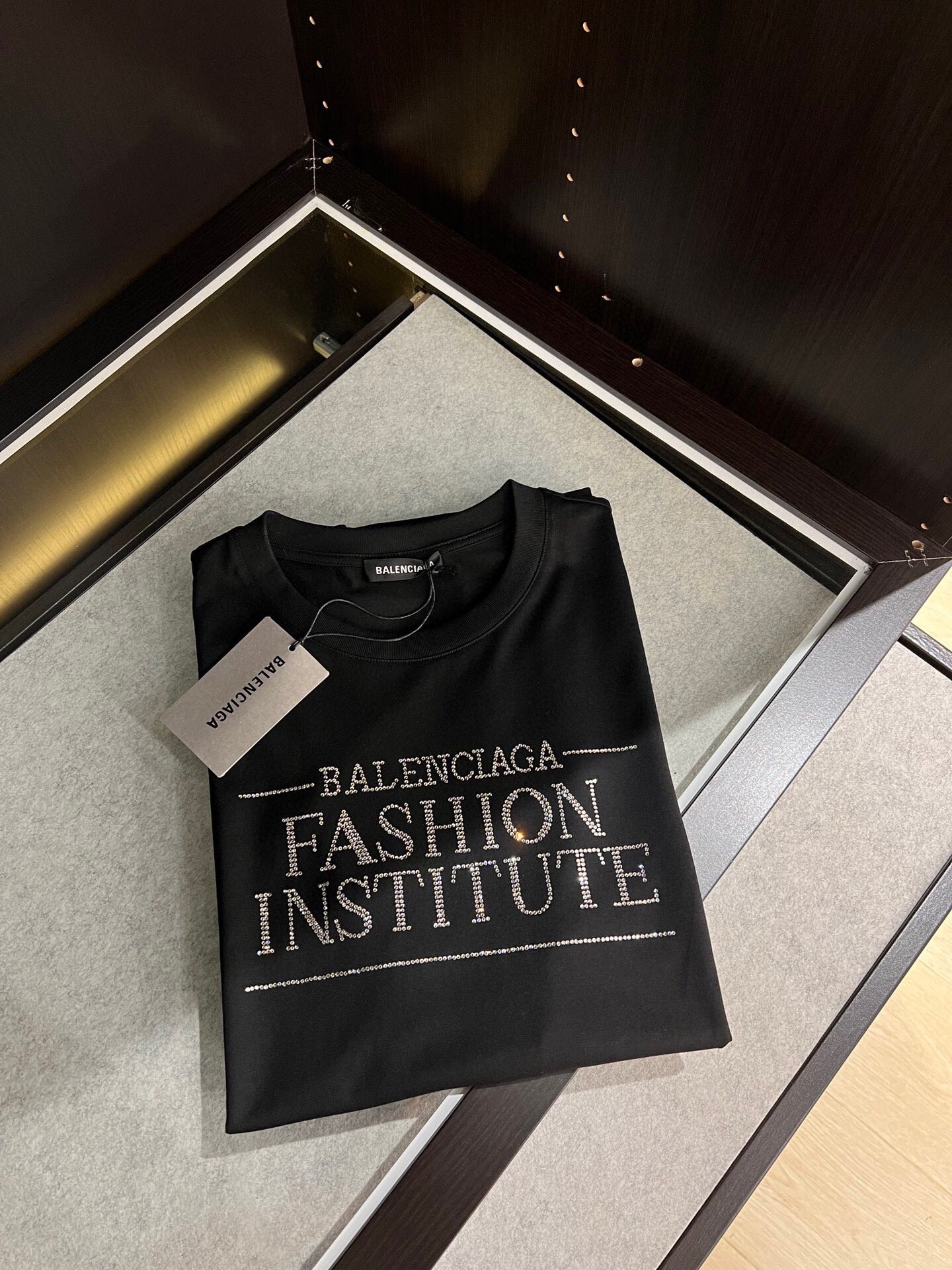 Louis Vuitton Haute Couture Haute Couture Ready-to-Wear Clothing Dress 9