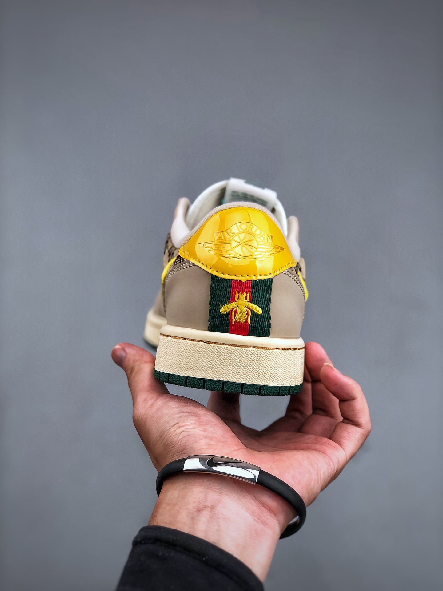 Miniatura 7