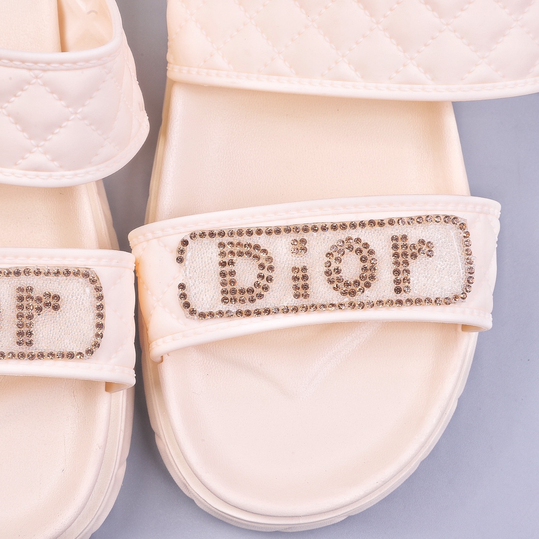 DIOR slippers casual fashion sandals beach slippers for men and women