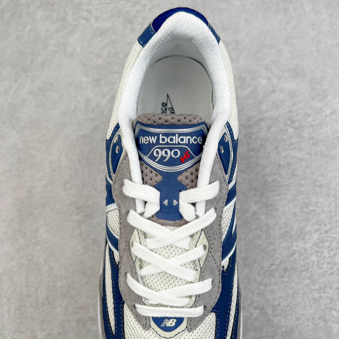图片[5]-＃K版纯原 Action Bronson x New Balance in USA M990V6 新百伦NB六代系列美产血统经典复古百搭老爹风休闲运动跑步鞋 灰蓝 这是一双极具现代感设计的复古跑鞋 990v6 鞋面大部分面积依旧采用麂皮和织物材质覆盖 从各种细节上看也还是有点 990v5 的影子 但相比 990v5 990v6 鞋面各种材质的拼接会更加复杂 这次 990v6 最大的改变相信大家应该也发现了 就是看上去貌似比 990v4 和 990v5 两代鞋款加起来还要厚的鞋底 其实这是 New Balance 首次采用的三重缓震组合鞋底 除了之前就有的 ABZORB 缓震科技和 ENCAP 中底 这次新加入了 FuelCell 缓震科技 看来舒适度和增高度 都要更上一层楼呀 990v6 的侧标 Logo 设计少见地没有印在绒面皮革上 而是置于网眼面料以及横跨鞋身的皮革织带之上 同时鞋舌上的标签设计并没有延用此前 990v4 和 990v5 采用的样式设计 而是采用了一种新的类似于三角徽章的设计 所以对于鞋款上的更新变化 既有延续经典的设计 也有创新性的改变 尺码：36 37 37.5 38 38.5 39 40 40.5 41.5 42 42.5 43 44 44.5 45-选品中心