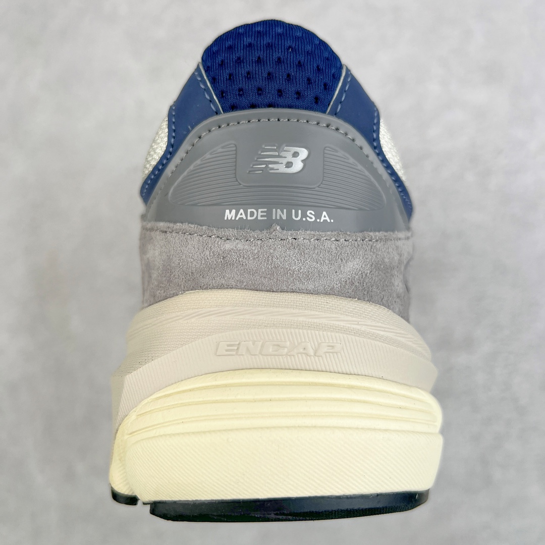 图片[8]-＃K版纯原 Action Bronson x New Balance in USA M990V6 新百伦NB六代系列美产血统经典复古百搭老爹风休闲运动跑步鞋 灰蓝 这是一双极具现代感设计的复古跑鞋 990v6 鞋面大部分面积依旧采用麂皮和织物材质覆盖 从各种细节上看也还是有点 990v5 的影子 但相比 990v5 990v6 鞋面各种材质的拼接会更加复杂 这次 990v6 最大的改变相信大家应该也发现了 就是看上去貌似比 990v4 和 990v5 两代鞋款加起来还要厚的鞋底 其实这是 New Balance 首次采用的三重缓震组合鞋底 除了之前就有的 ABZORB 缓震科技和 ENCAP 中底 这次新加入了 FuelCell 缓震科技 看来舒适度和增高度 都要更上一层楼呀 990v6 的侧标 Logo 设计少见地没有印在绒面皮革上 而是置于网眼面料以及横跨鞋身的皮革织带之上 同时鞋舌上的标签设计并没有延用此前 990v4 和 990v5 采用的样式设计 而是采用了一种新的类似于三角徽章的设计 所以对于鞋款上的更新变化 既有延续经典的设计 也有创新性的改变 尺码：36 37 37.5 38 38.5 39 40 40.5 41.5 42 42.5 43 44 44.5 45-选品中心
