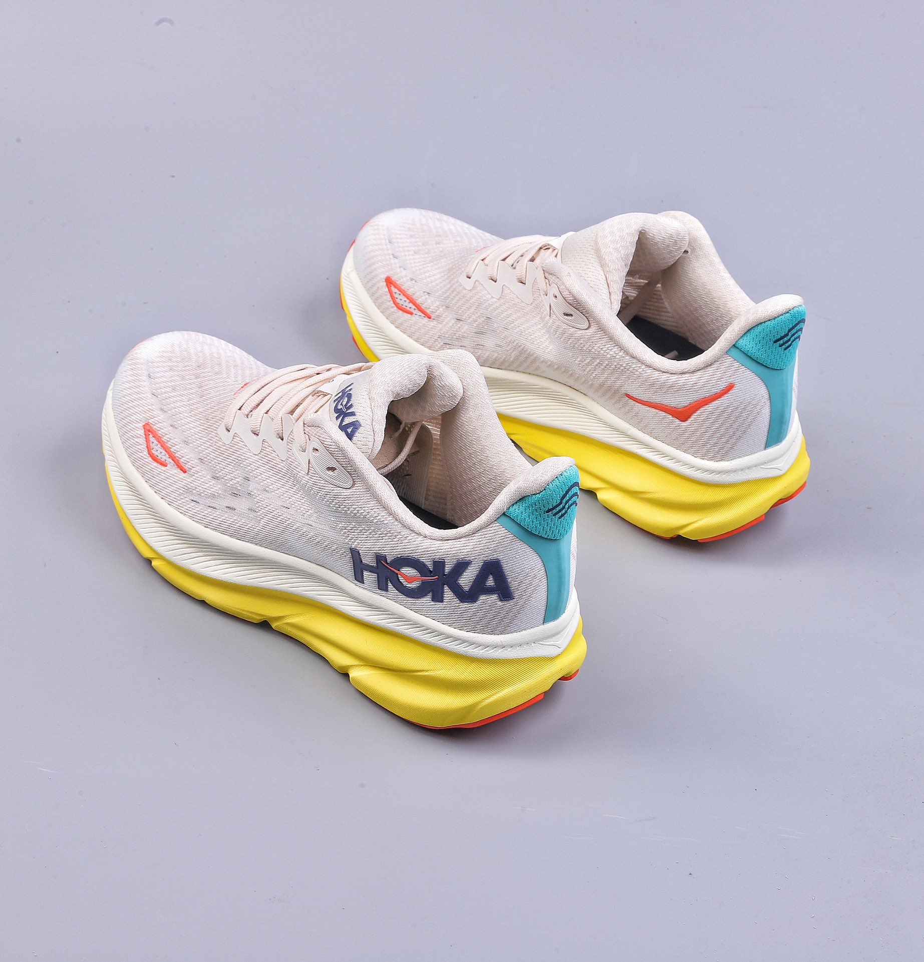 HOKA M SPEEDGOAT 9 functional cushioning running shoes