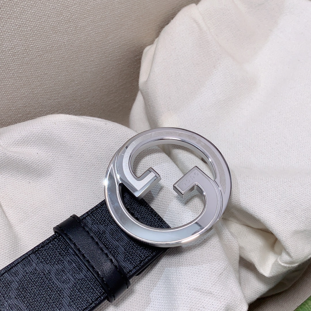 Gucci[正]专柜新款双G扣头层牛皮精品钢扣上身效果非常好.质量杠杠滴！