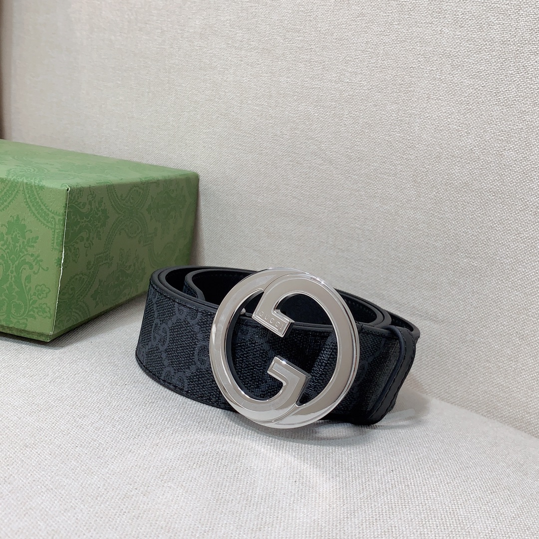 Gucci[正]专柜新款双G扣头层牛皮精品钢扣上身效果非常好.质量杠杠滴！