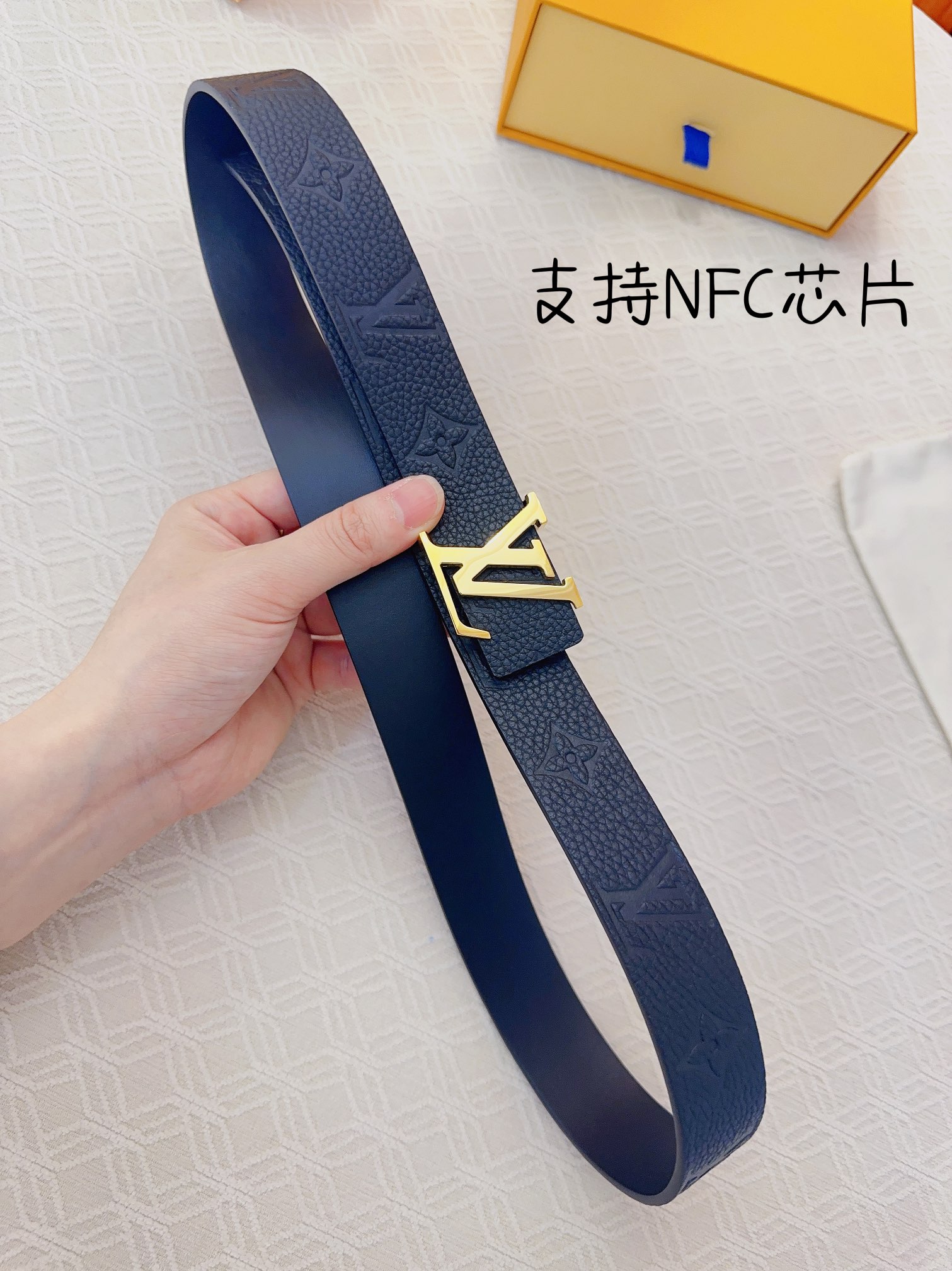 路易威登 Louis Vuitton 高定典藏名品高定成衣时装外套连衣裙衬衫T恤 #1CB6029F 4