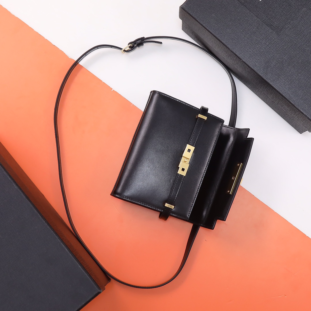 Saint Laurent Black crossbody everyday