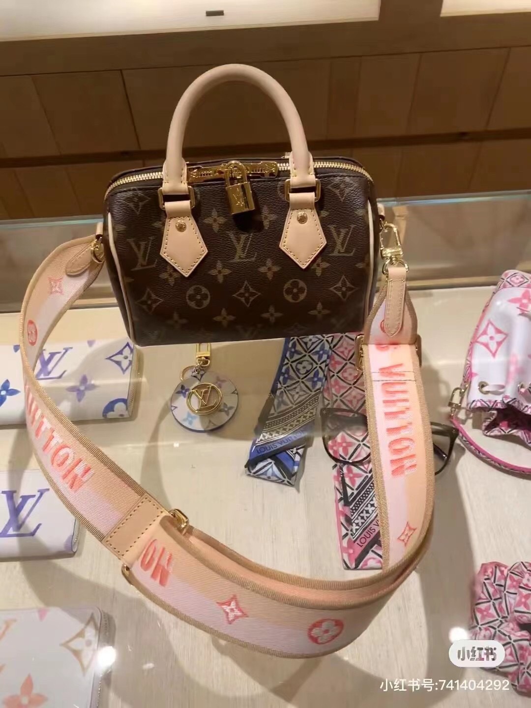 Louis Vuitton LV Speedy Replica
 Bags Handbags Pink Nylon m46594