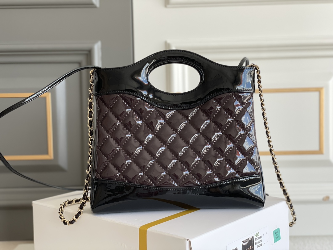 🌼现货 白金版▪️正品级 包装如图𝗖𝗵𝗮𝗻𝗲𝟭 𝟮𝟯𝗔高级手工坊𝟑𝟏𝐛𝐚𝐠 𝐦𝐢𝐧𝐢 枣配黑漆皮31手袋