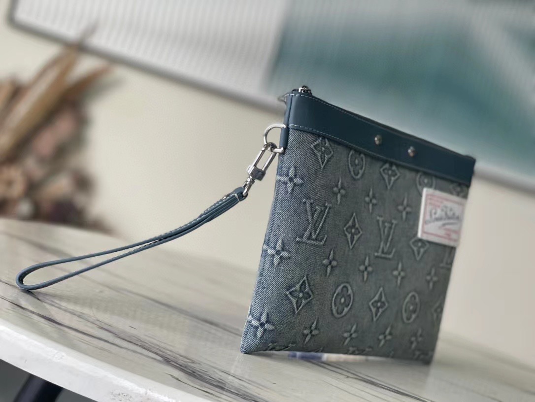This Pochette To-Go pouch is crafted from Monogram Washed Denim canvas - Bag 2