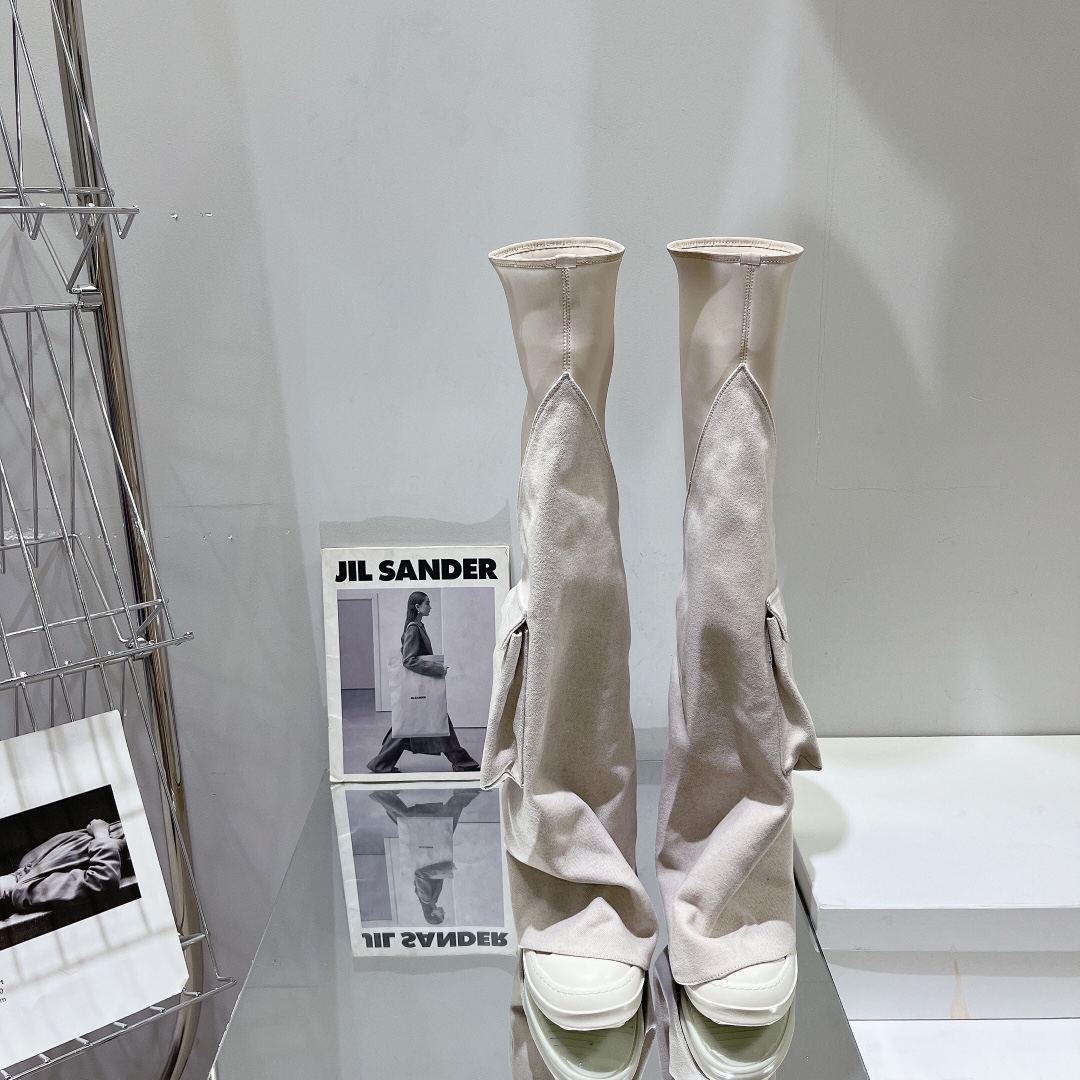 “2023 Rick Owens 925 Top Version: High-Fashion Footwear Collection Overview”
