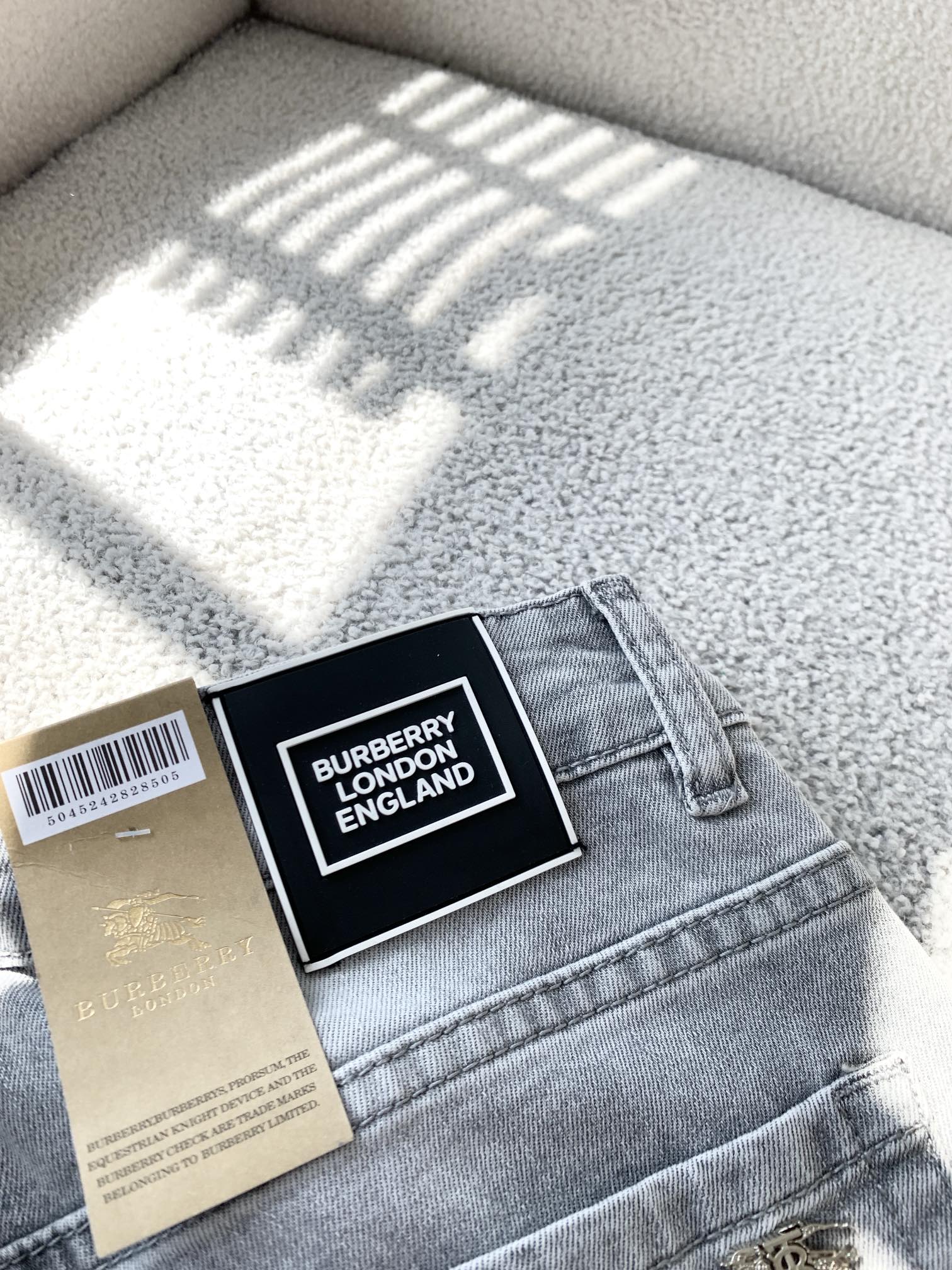 路易威登 Louis Vuitton 高定典藏名品高定成衣时装外套连衣裙衬衫T恤 #E1BC181A 9