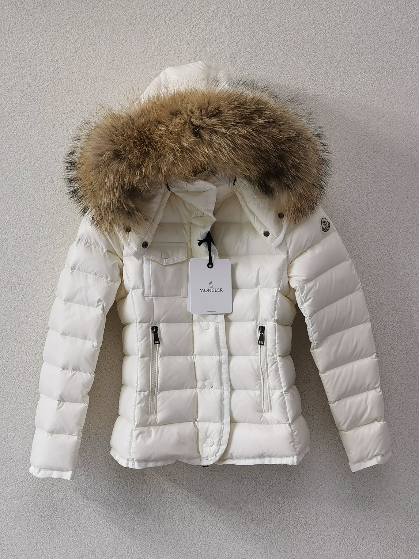 Moncler ملابس سترة أسفل أسود . أبيض Aaa00220