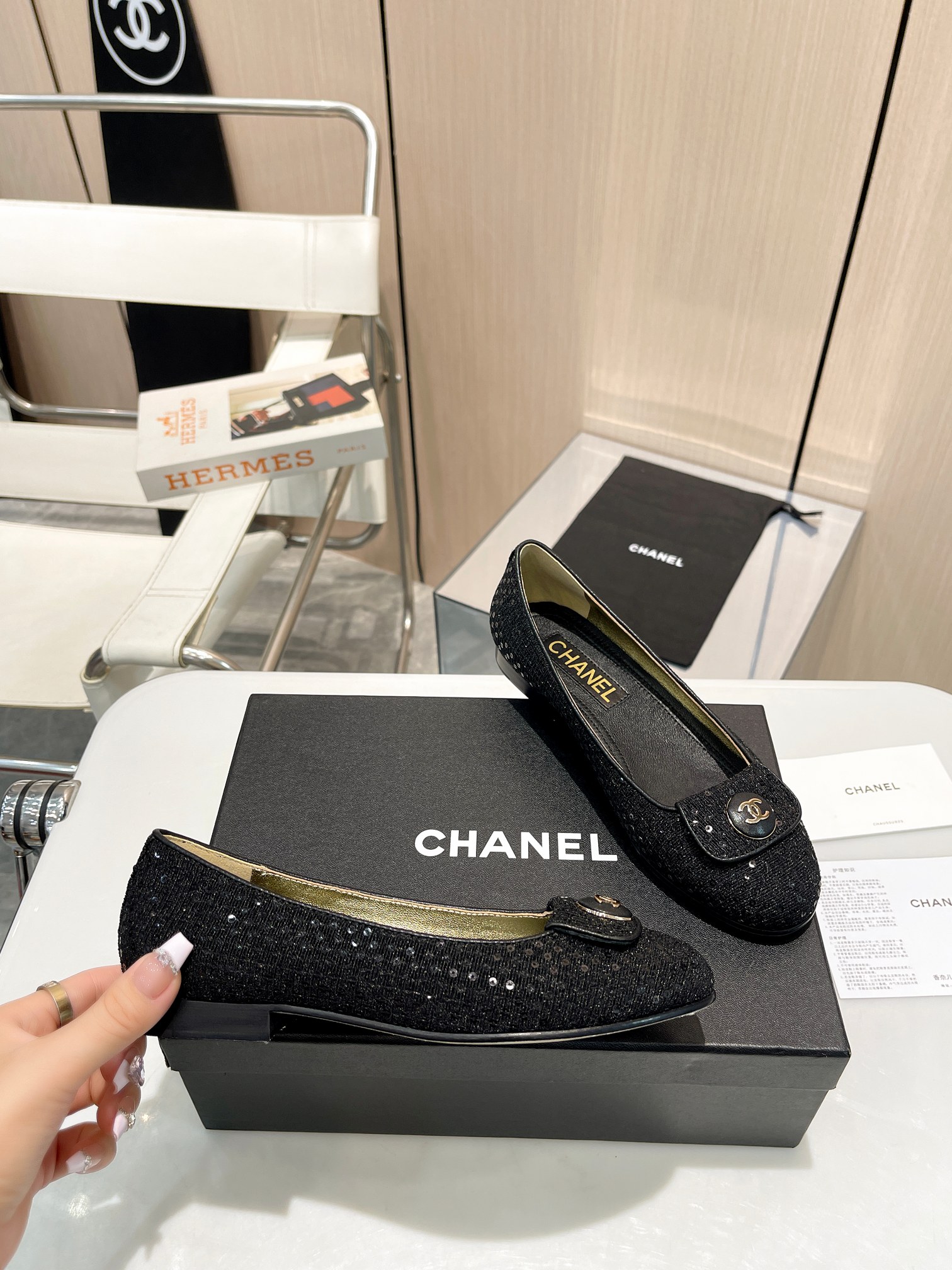 Shop Now
 Chanel Single Layer Shoes Cowhide Genuine Leather Lambskin Sheepskin