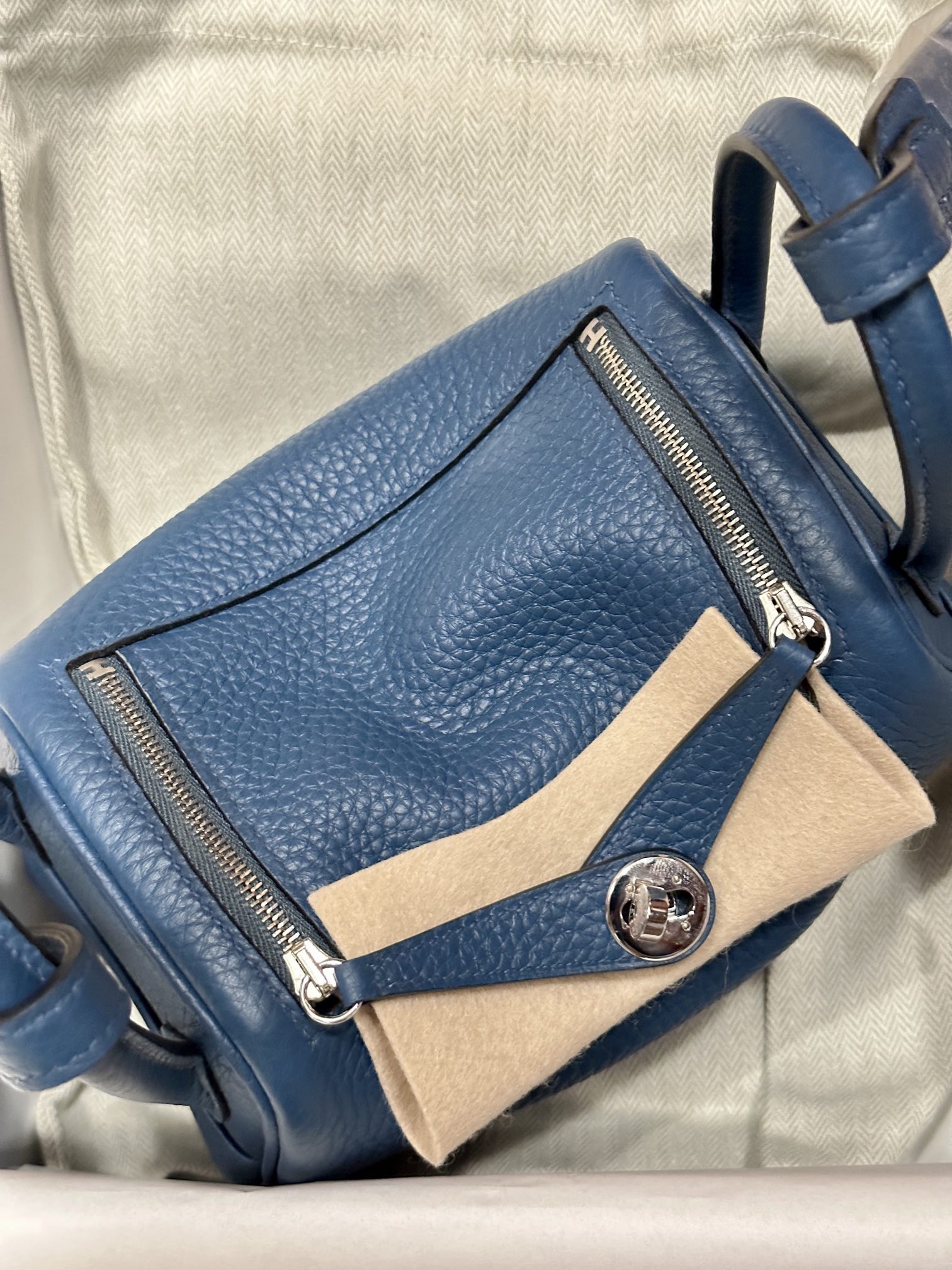 Hermes Lindy Blue mini shoulder everyday