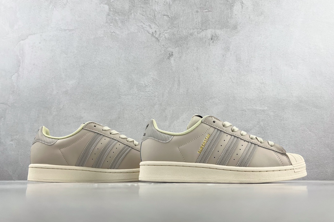 150 adidas originals Superstar 浅灰 GW4437